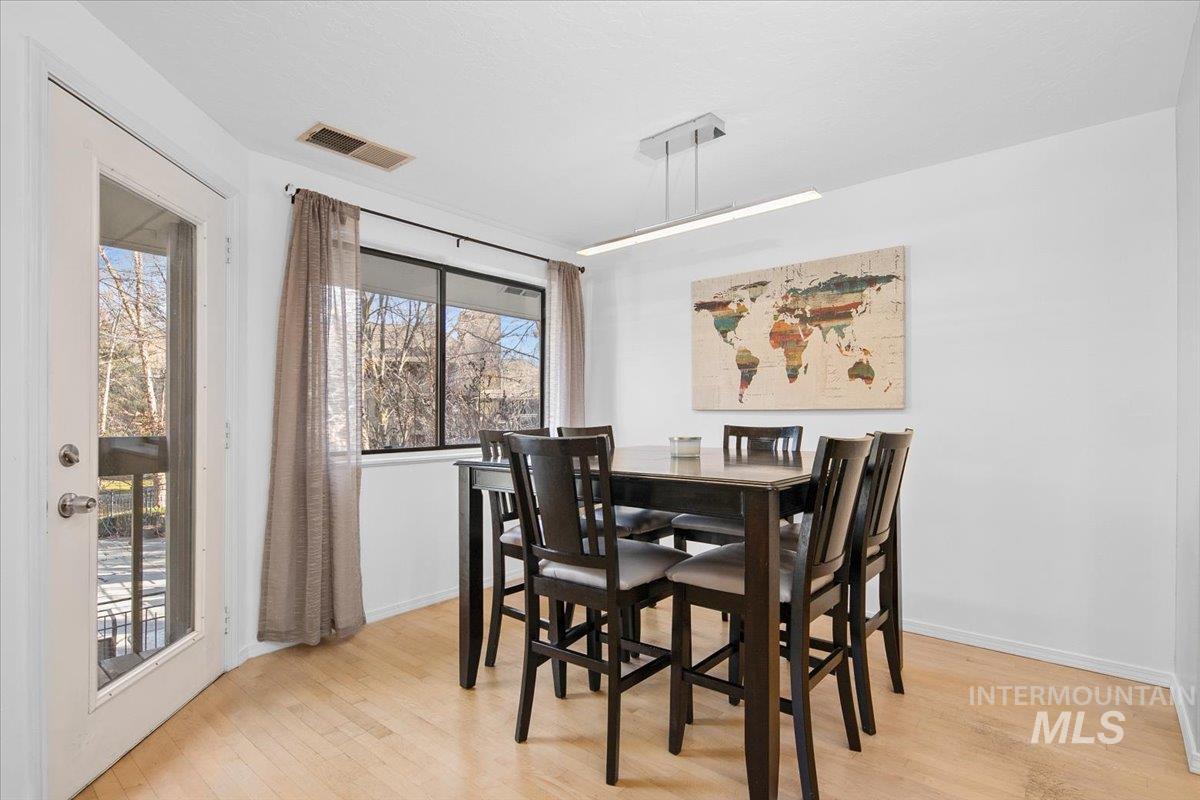 3651 S Gekeler Ln, Boise, Idaho 83706, 3 Bedrooms, 2 Bathrooms, Residential For Sale, Price $397,000, 98976451