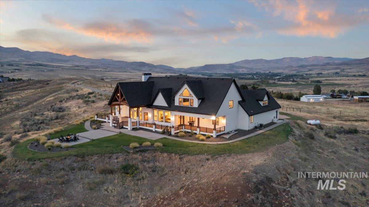 8011 Westridge Ln, Emmett, Idaho 83617, 5 Bedrooms, 4.5 Bathrooms, Residential For Sale, Price $2,790,000, 98976454