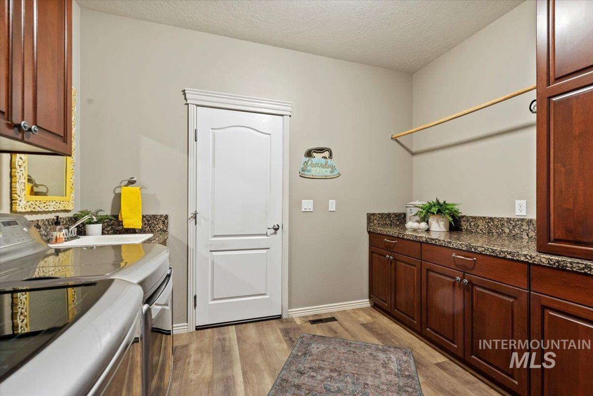 4034 St James Loop, Nampa, Idaho 83687, 4 Bedrooms, 2.5 Bathrooms, Residential For Sale, Price $1,599,000, 98976455