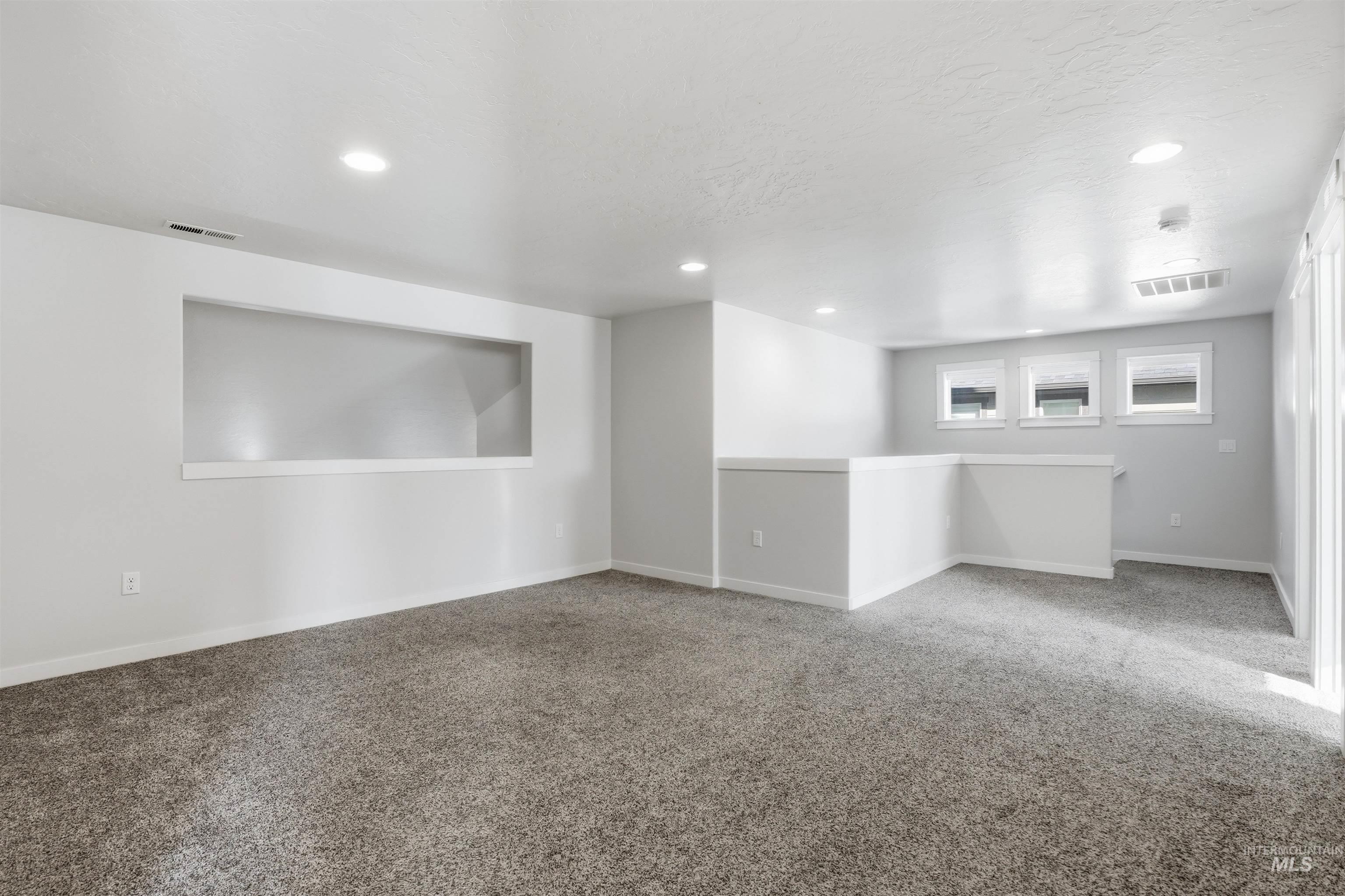 65 N Wooddale Ave, Eagle, Idaho 83616, 4 Bedrooms, 2.5 Bathrooms, Residential For Sale, Price $614,000, 98976456