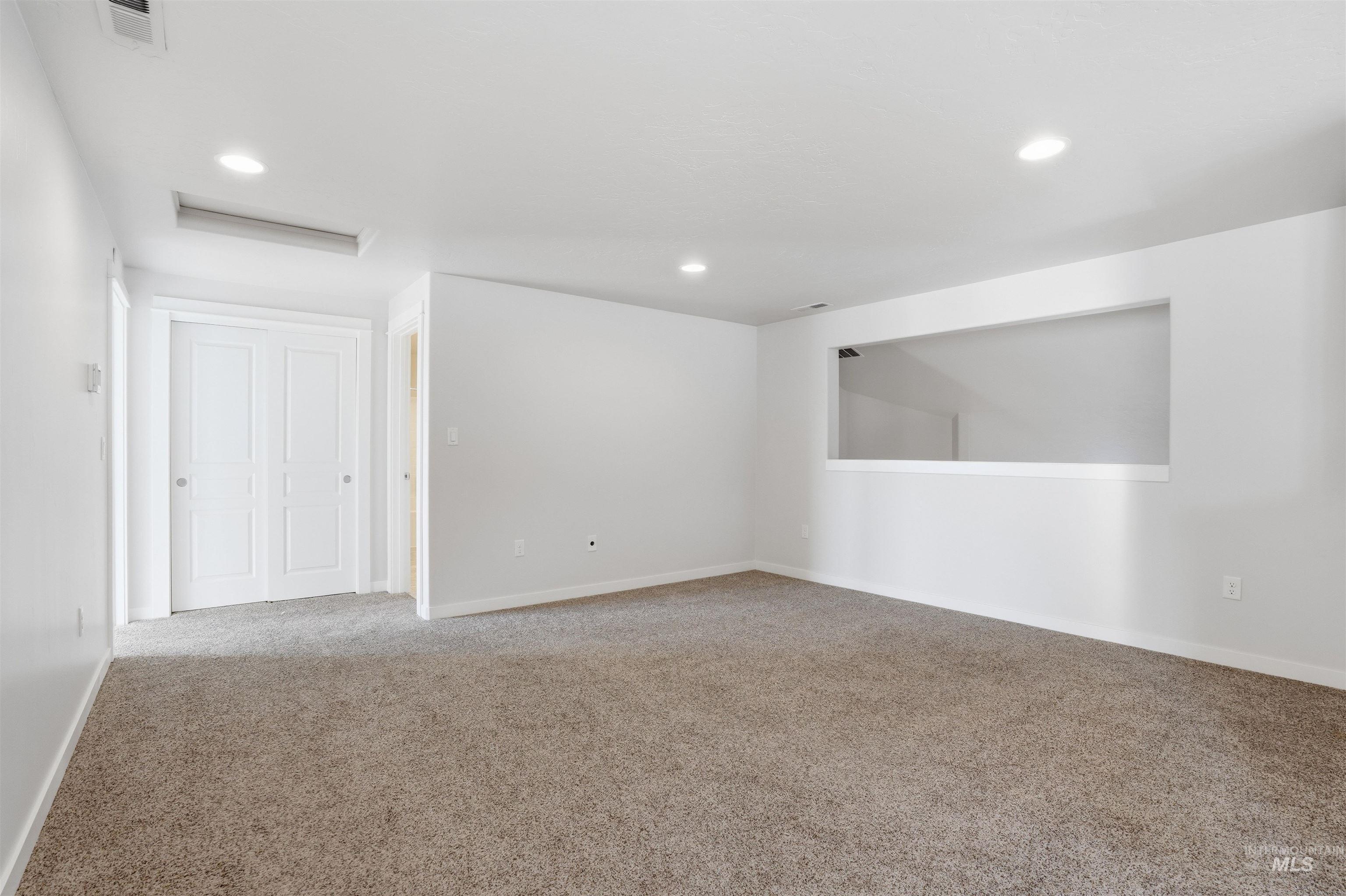 65 N Wooddale Ave, Eagle, Idaho 83616, 4 Bedrooms, 2.5 Bathrooms, Residential For Sale, Price $614,000, 98976456