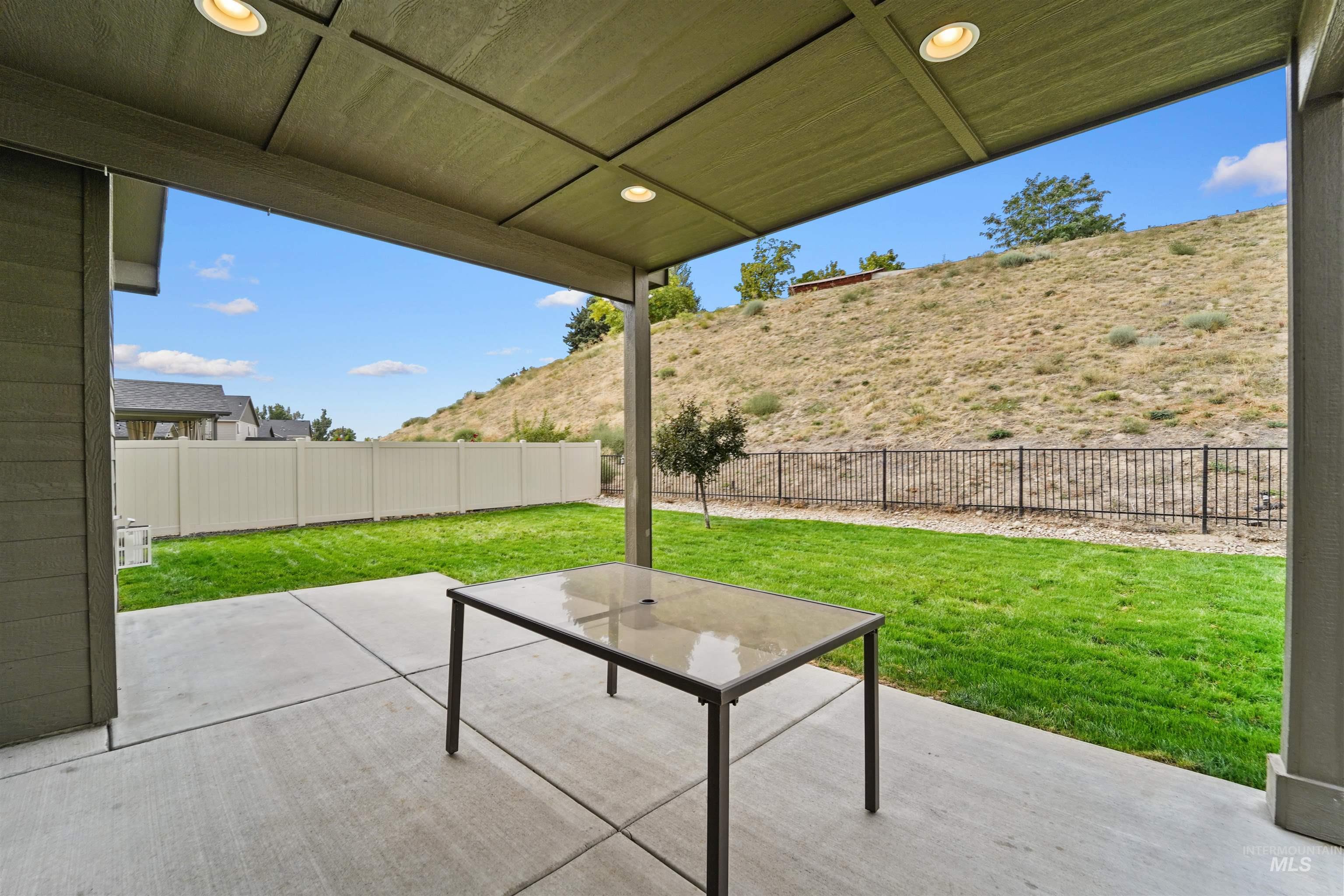 65 N Wooddale Ave, Eagle, Idaho 83616, 4 Bedrooms, 2.5 Bathrooms, Residential For Sale, Price $614,000, 98976456