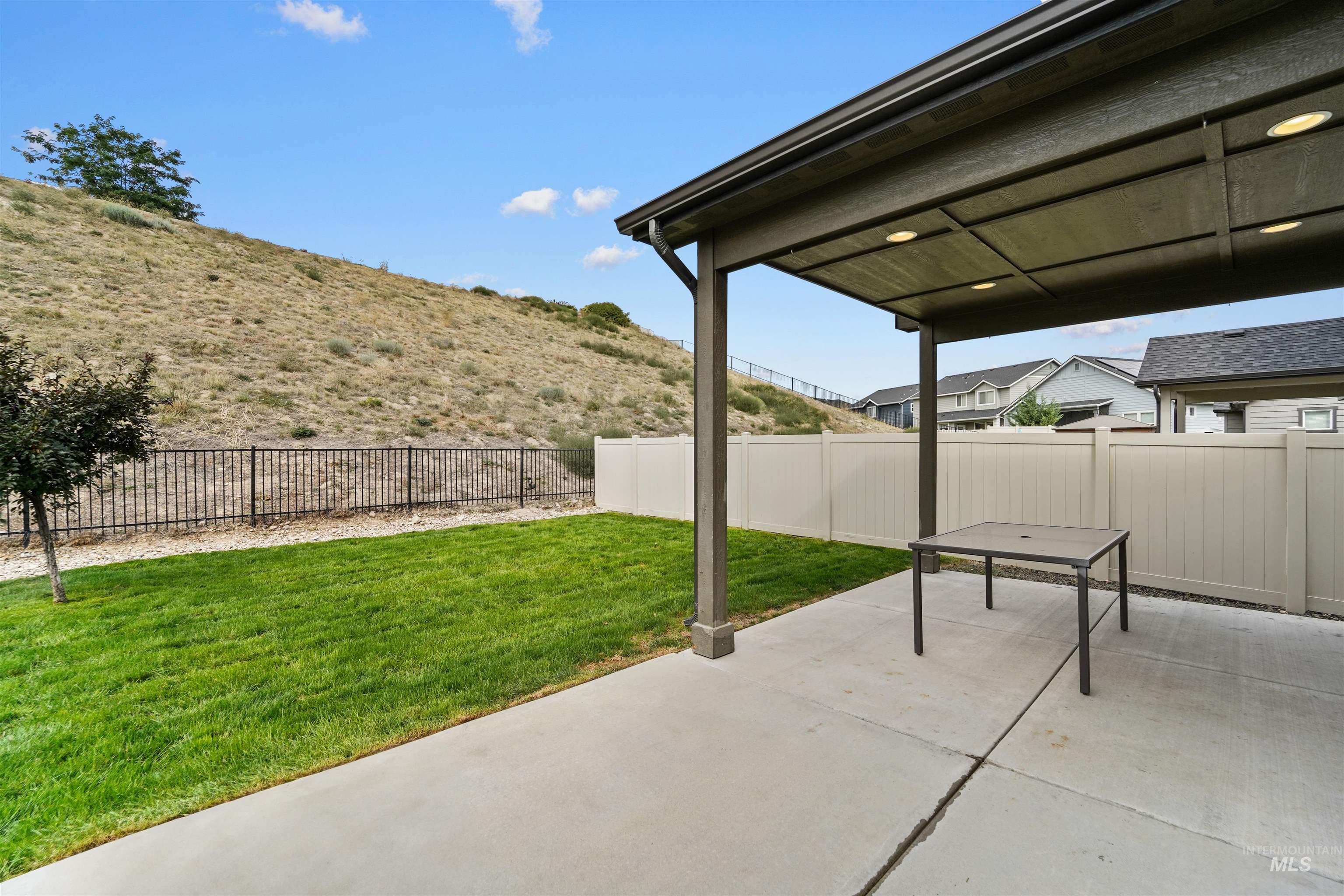 65 N Wooddale Ave, Eagle, Idaho 83616, 4 Bedrooms, 2.5 Bathrooms, Residential For Sale, Price $614,000, 98976456