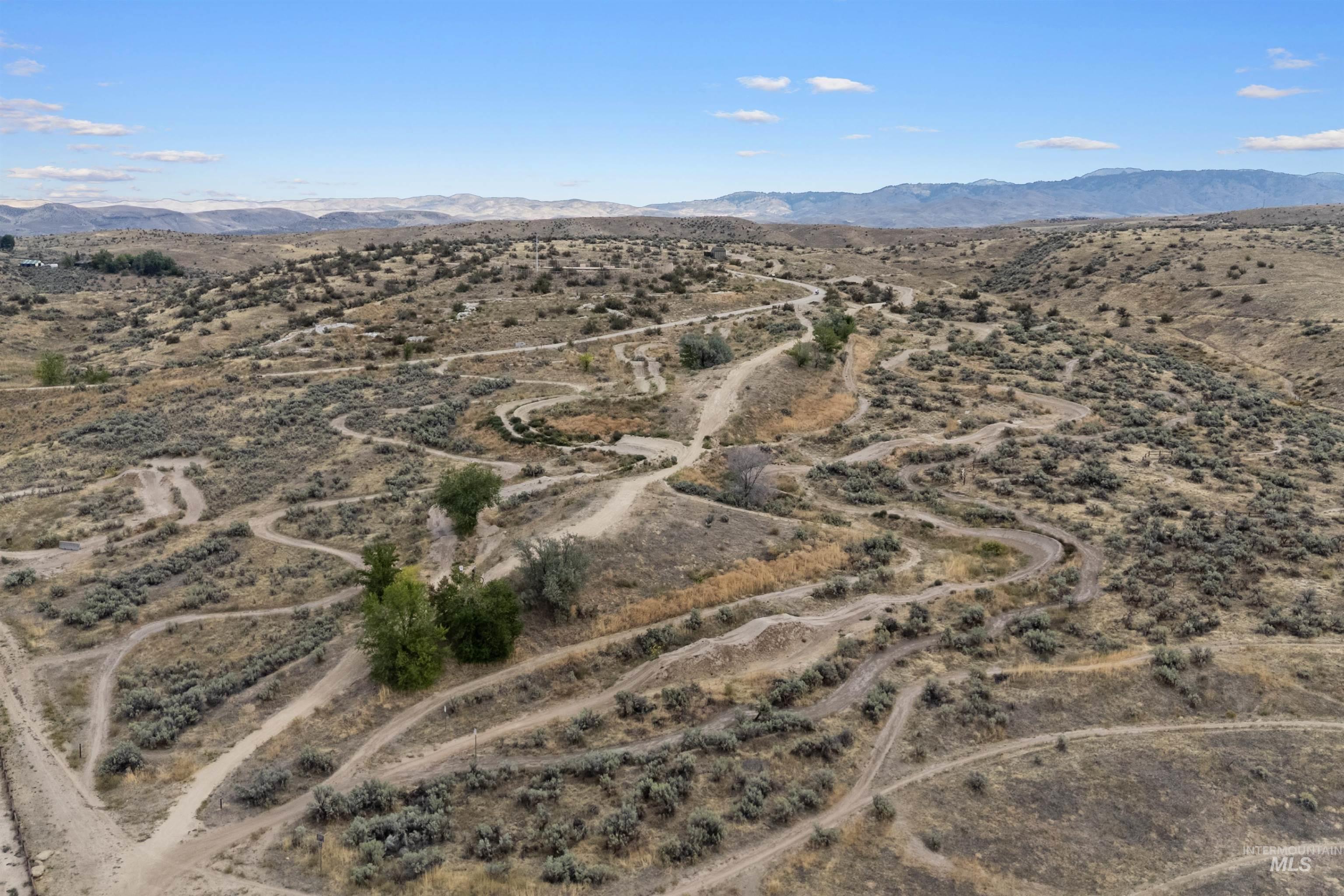 65 N Wooddale Ave, Eagle, Idaho 83616, 4 Bedrooms, 2.5 Bathrooms, Residential For Sale, Price $614,000, 98976456