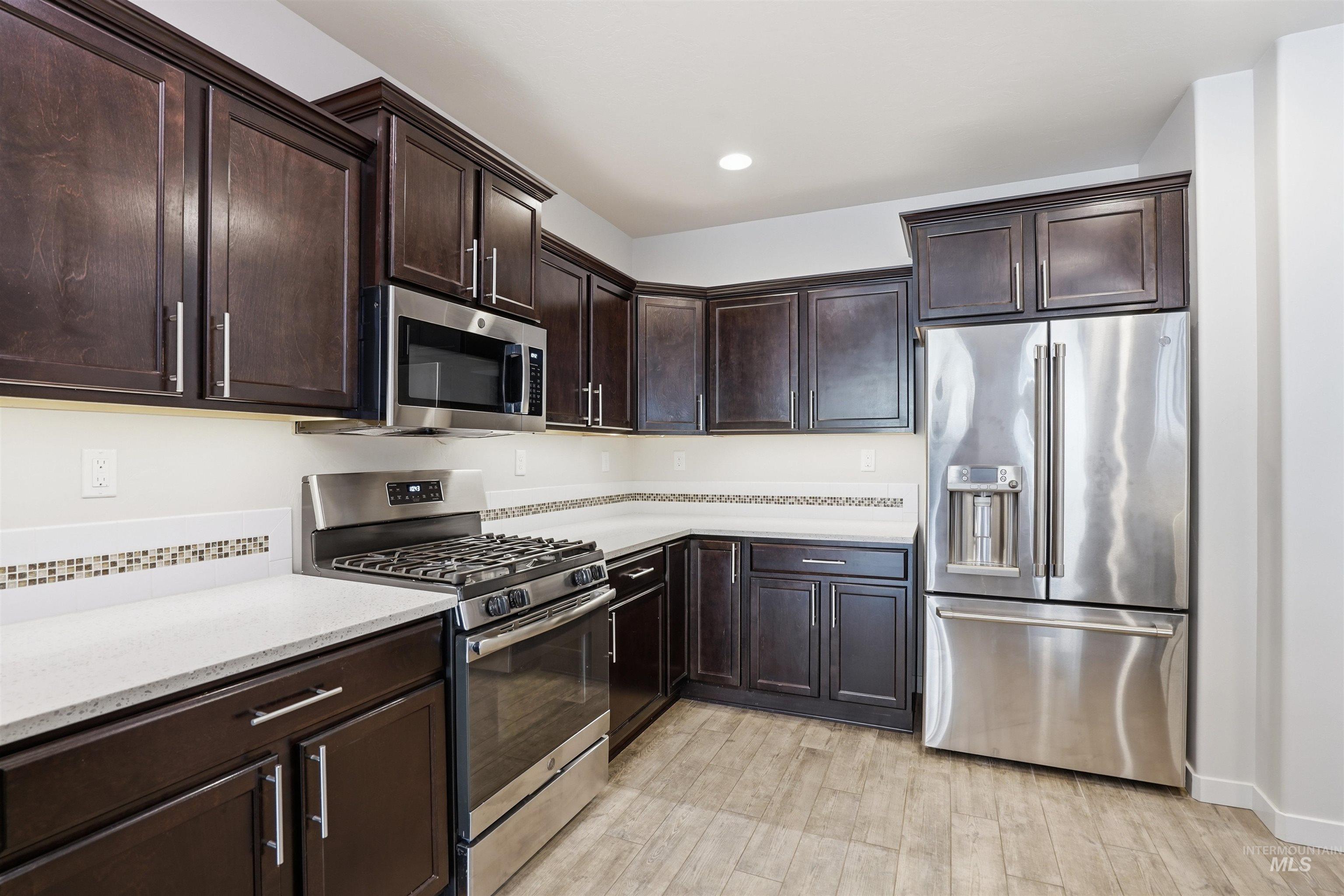 65 N Wooddale Ave, Eagle, Idaho 83616, 4 Bedrooms, 2.5 Bathrooms, Residential For Sale, Price $614,000, 98976456