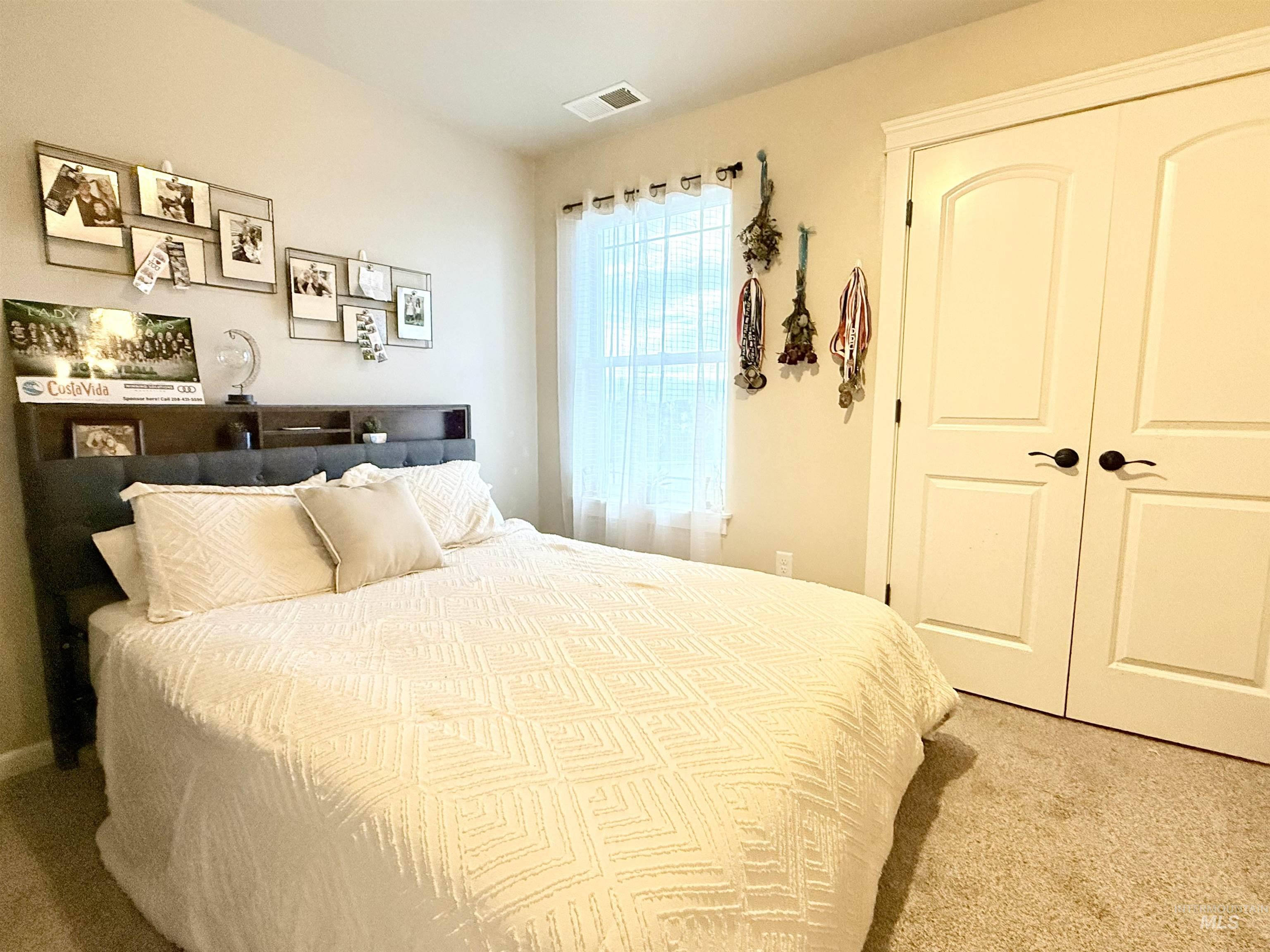 1079 Maplewood St, Burley, Idaho 83318, 4 Bedrooms, 2.5 Bathrooms, Residential For Sale, Price $394,000, 98976457