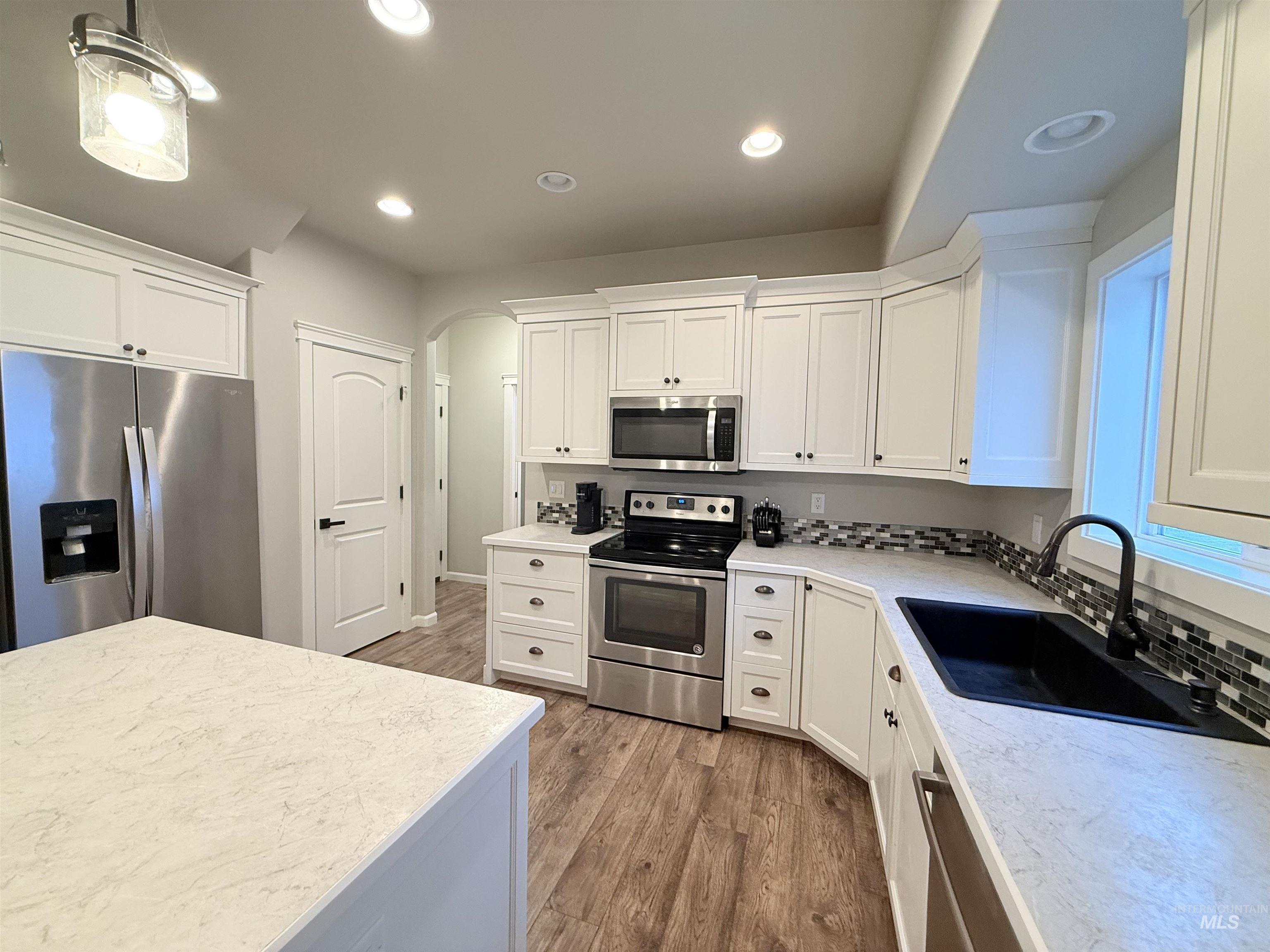 1079 Maplewood St, Burley, Idaho 83318, 4 Bedrooms, 2.5 Bathrooms, Residential For Sale, Price $394,000, 98976457