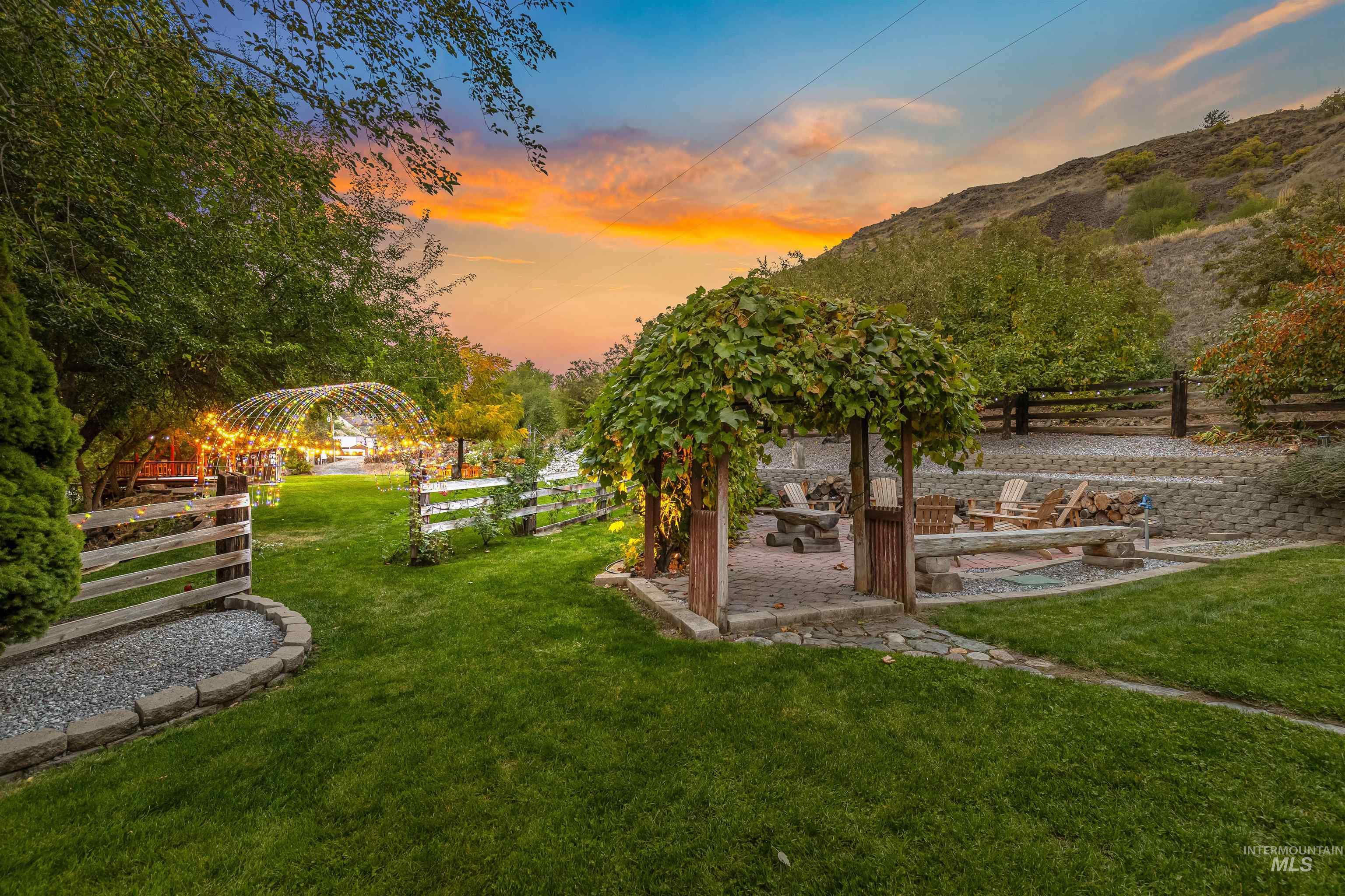 13706 Hwy 95 South, White Bird, Idaho 83554, 7 Bedrooms, 8 Bathrooms, Residential For Sale, Price $2,599,000, 98976458