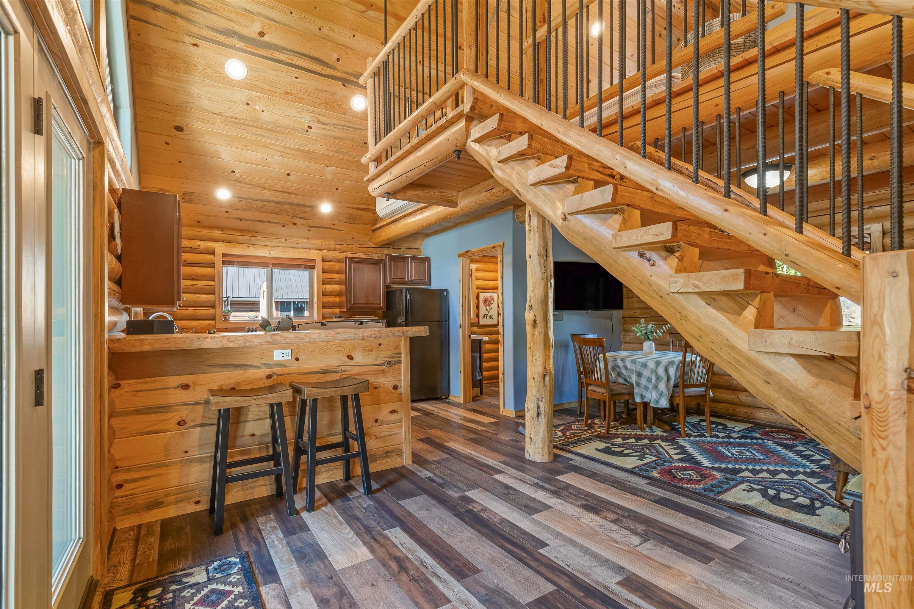 13706 Hwy 95 South, White Bird, Idaho 83554, 7 Bedrooms, 8 Bathrooms, Residential For Sale, Price $2,599,000, 98976458