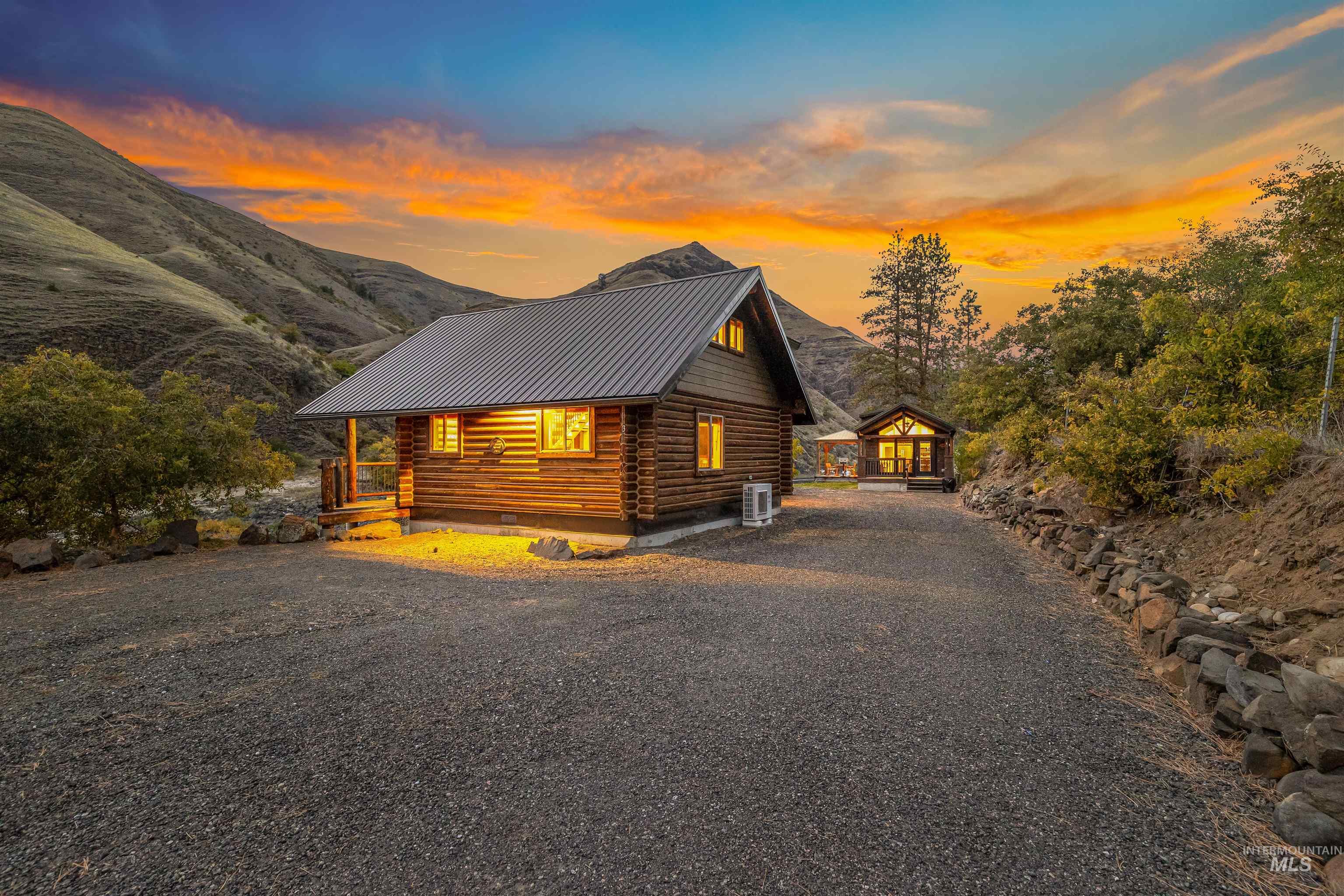 13706 Hwy 95 South, White Bird, Idaho 83554, 7 Bedrooms, 8 Bathrooms, Residential For Sale, Price $2,599,000, 98976458