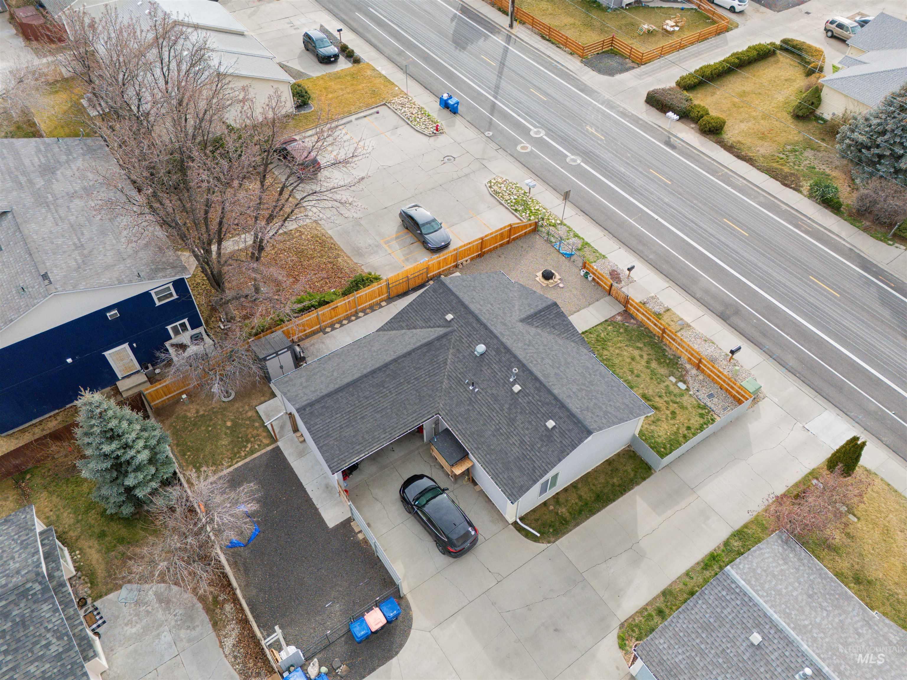 962 Sparks St N, Twin Falls, Idaho 83301, 3 Bedrooms, 2 Bathrooms, Residential For Sale, Price $320,000, 98976460