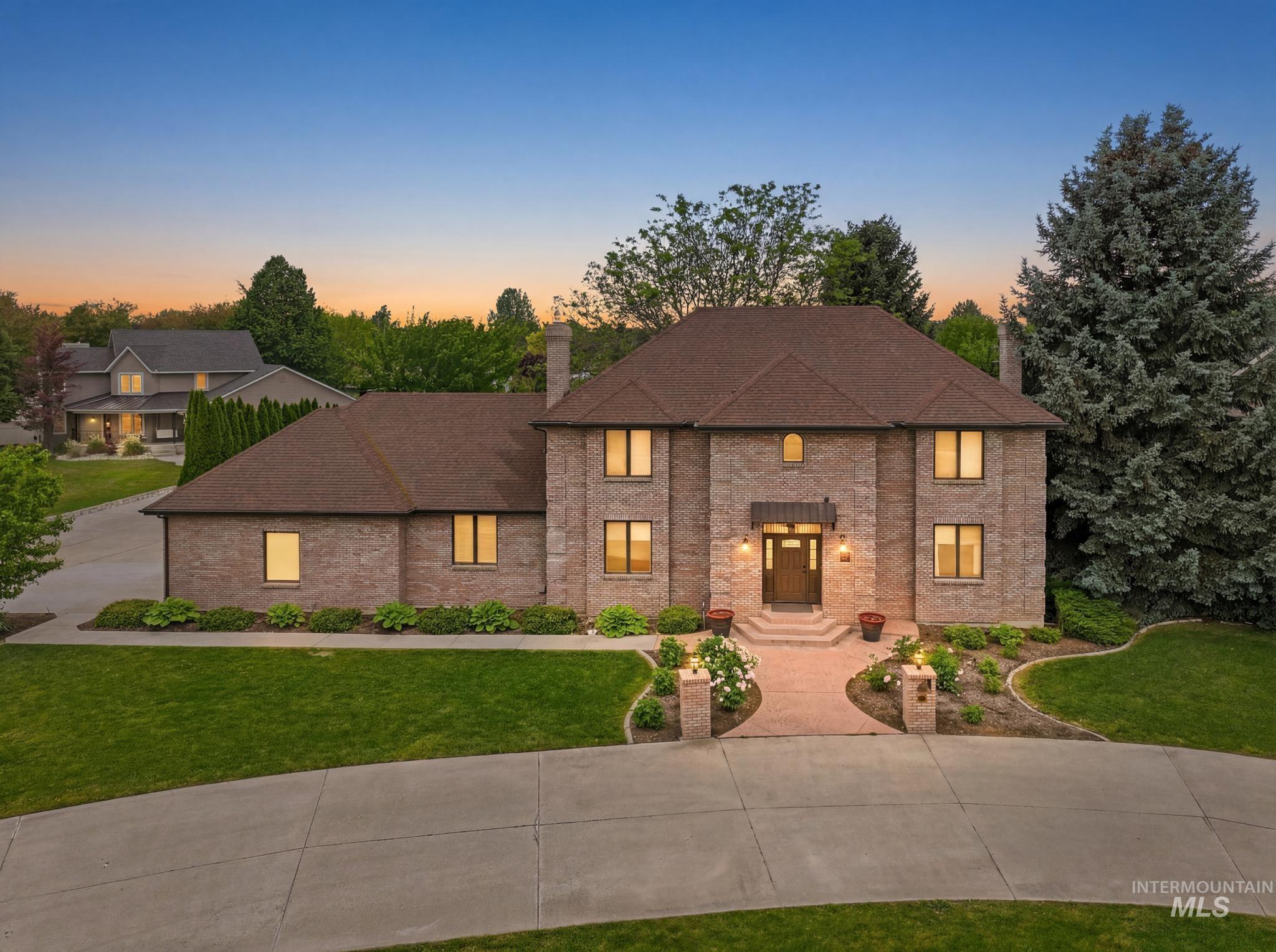 1888 Candleridge Dr., Twin Falls, Idaho 83301, 6 Bedrooms, 3.5 Bathrooms, Residential For Sale, Price $779,900, 98976463