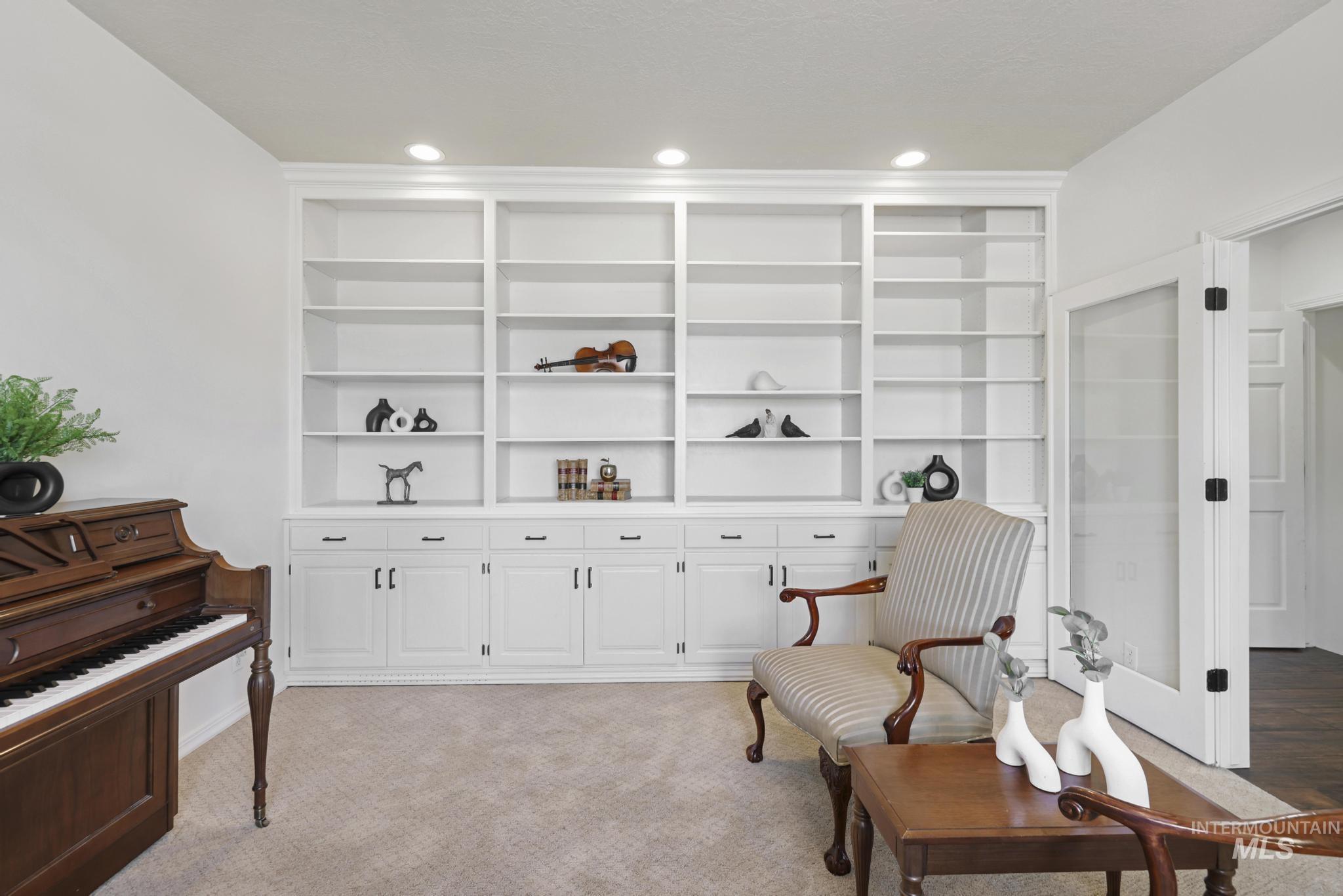 1888 Candleridge Dr., Twin Falls, Idaho 83301, 6 Bedrooms, 3.5 Bathrooms, Residential For Sale, Price $799,900, 98976463