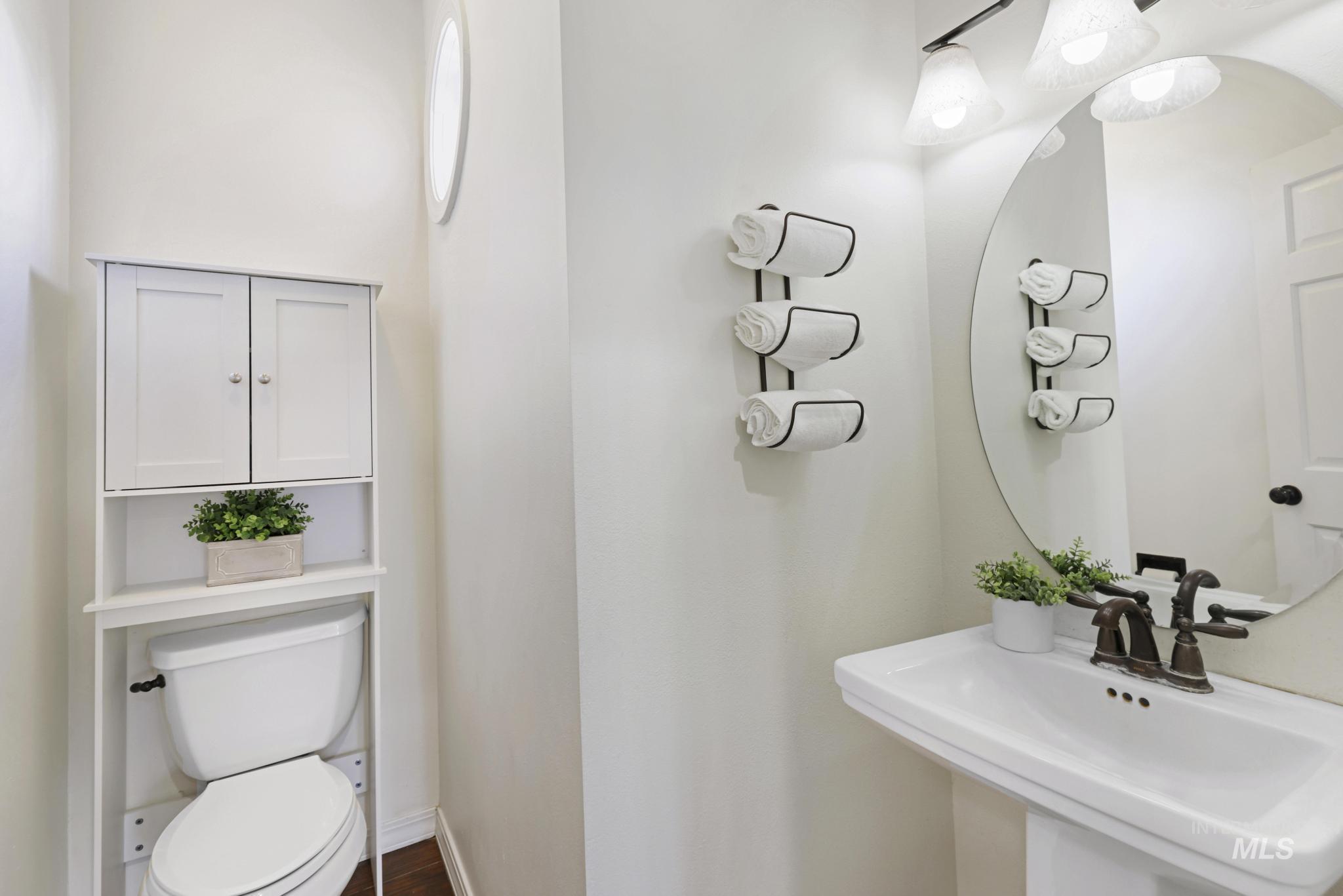 1888 Candleridge Dr., Twin Falls, Idaho 83301, 6 Bedrooms, 3.5 Bathrooms, Residential For Sale, Price $799,900, 98976463