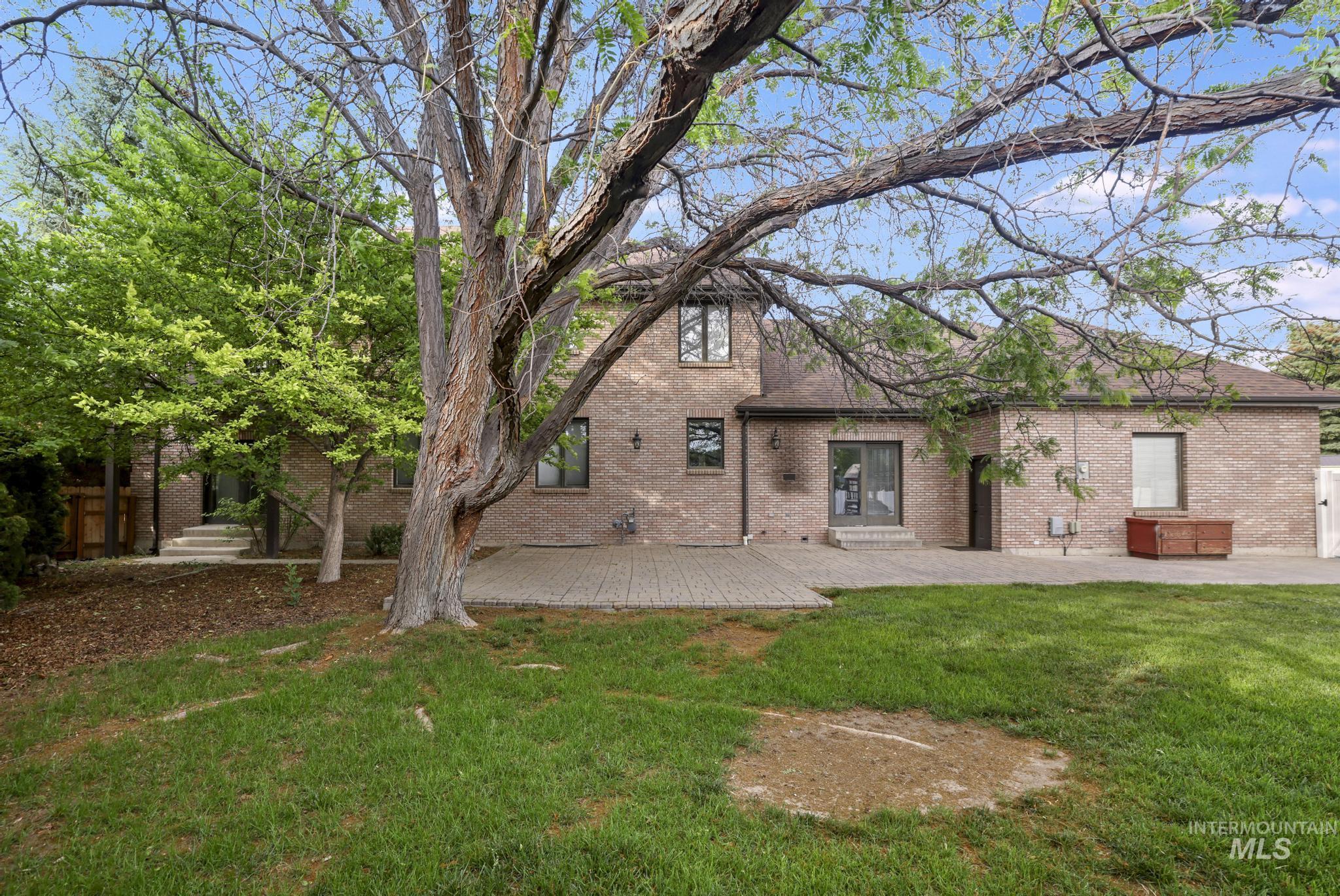 1888 Candleridge Dr., Twin Falls, Idaho 83301, 6 Bedrooms, 3.5 Bathrooms, Residential For Sale, Price $779,900, 98976463