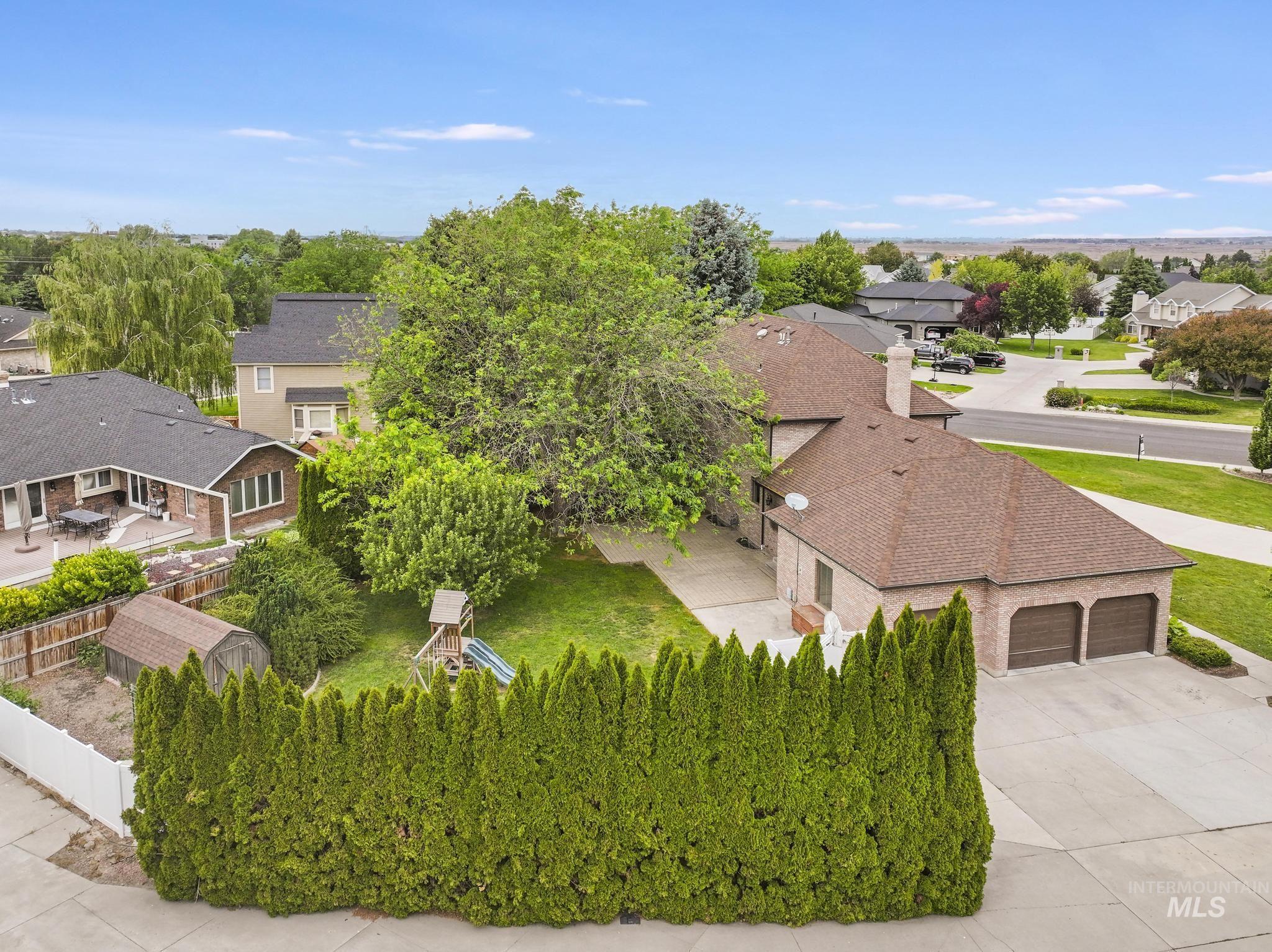 1888 Candleridge Dr., Twin Falls, Idaho 83301, 6 Bedrooms, 3.5 Bathrooms, Residential For Sale, Price $779,900, 98976463