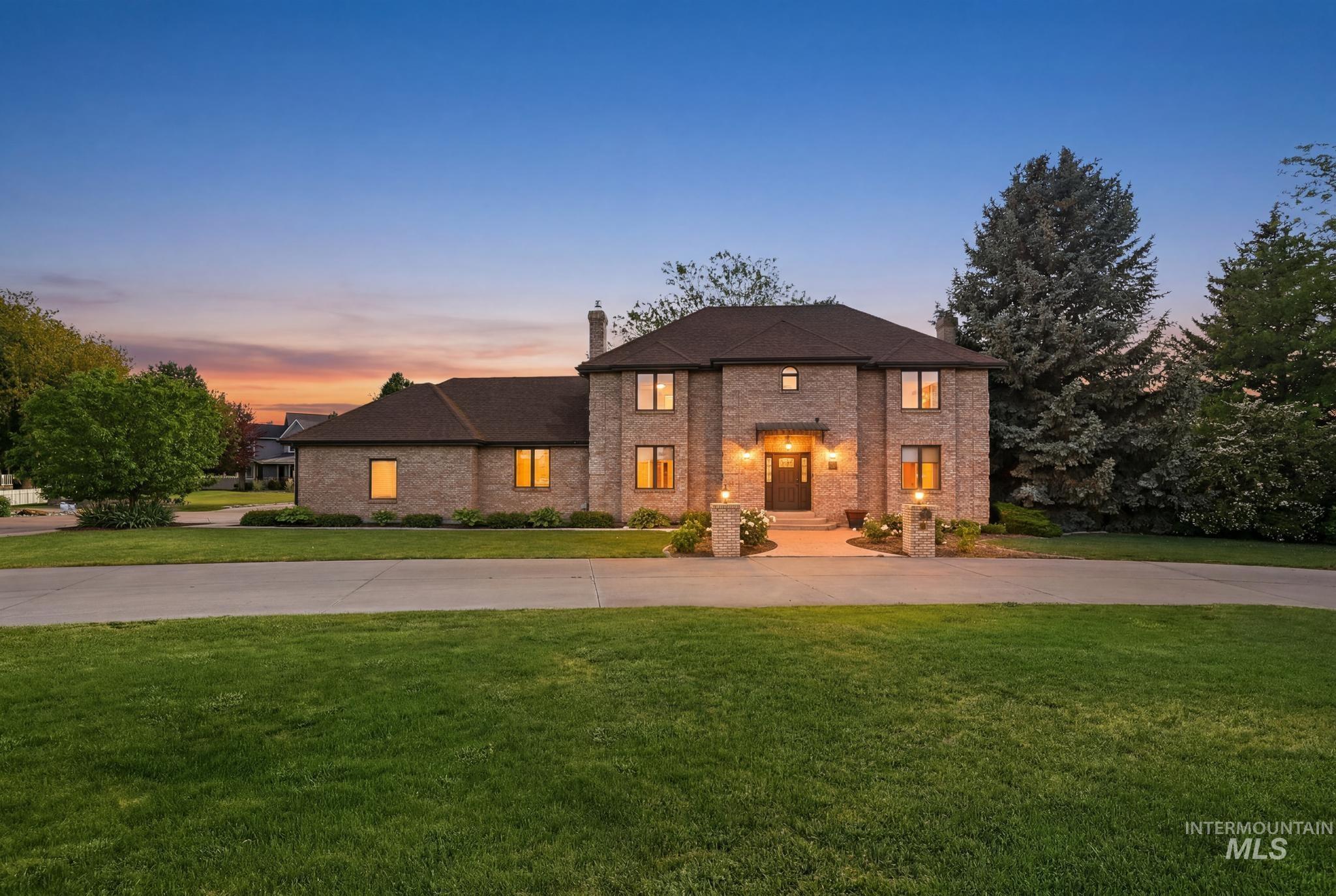 1888 Candleridge Dr., Twin Falls, Idaho 83301, 6 Bedrooms, 3.5 Bathrooms, Residential For Sale, Price $779,900, 98976463