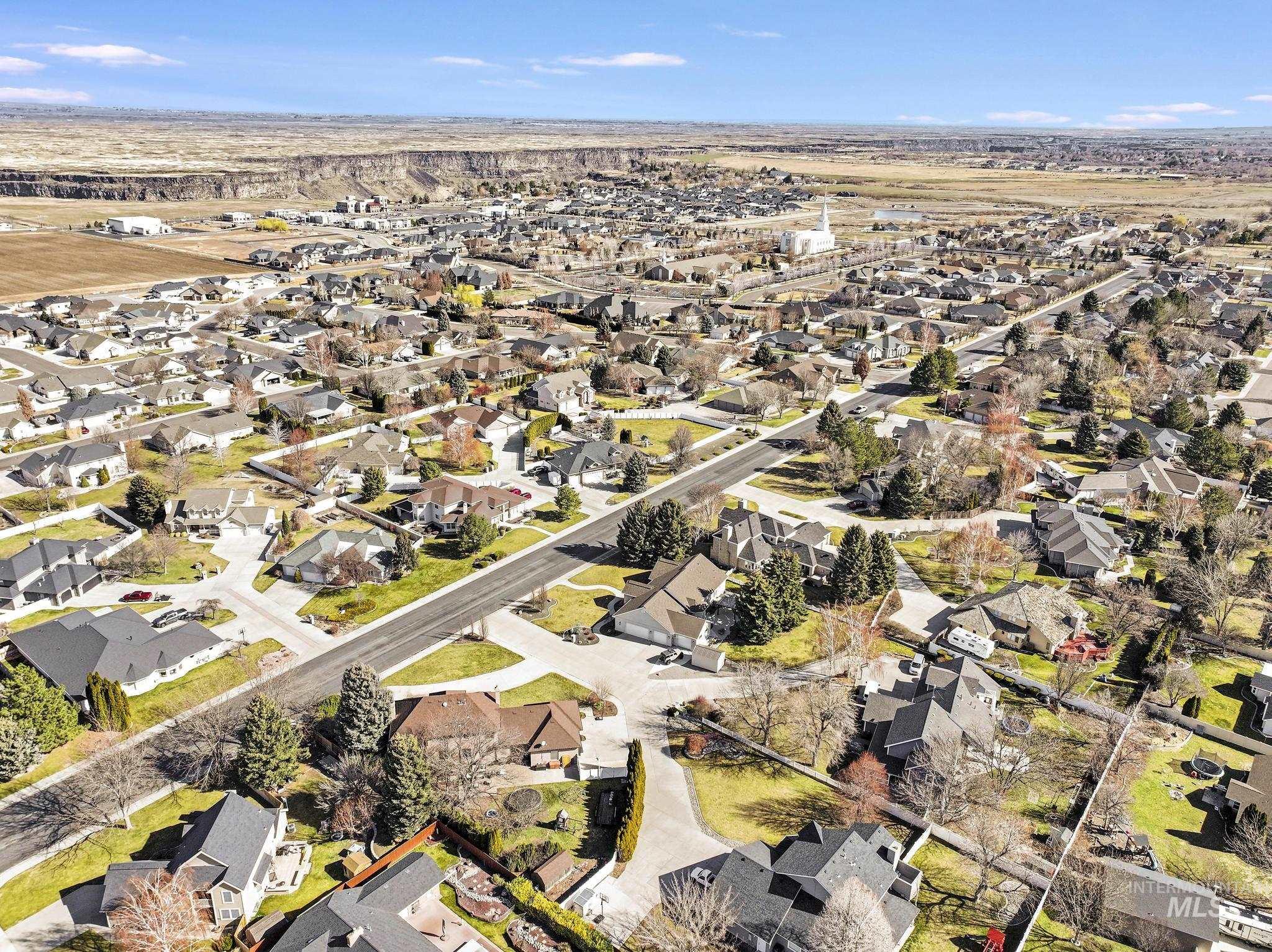 1888 Candleridge Dr., Twin Falls, Idaho 83301, 6 Bedrooms, 3.5 Bathrooms, Residential For Sale, Price $799,900, 98976463