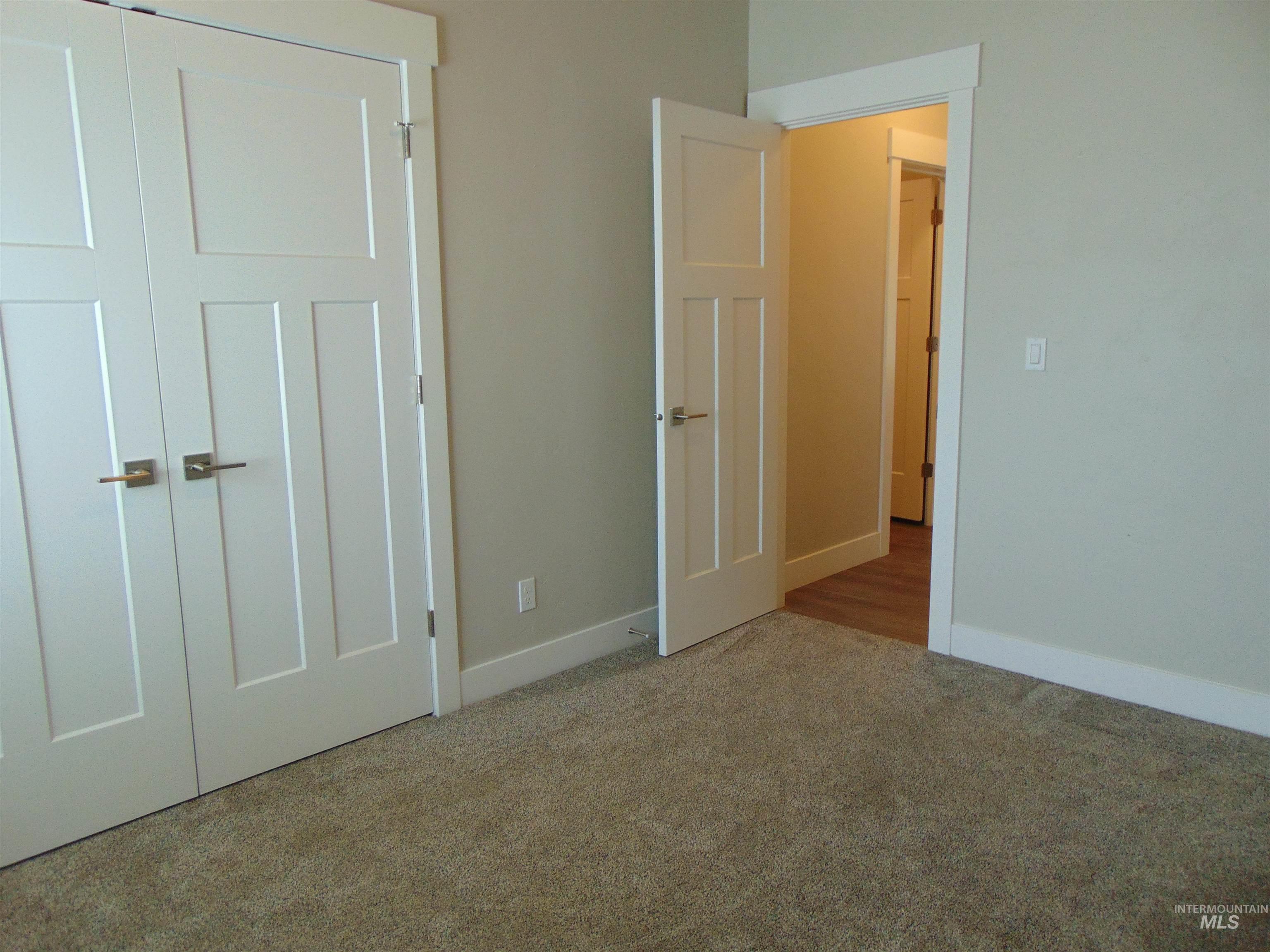 1488 W Idaho Ave., Ontario, Oregon 97914, 3 Bedrooms, 2 Bathrooms, Residential For Sale, Price $357,900, 98976465