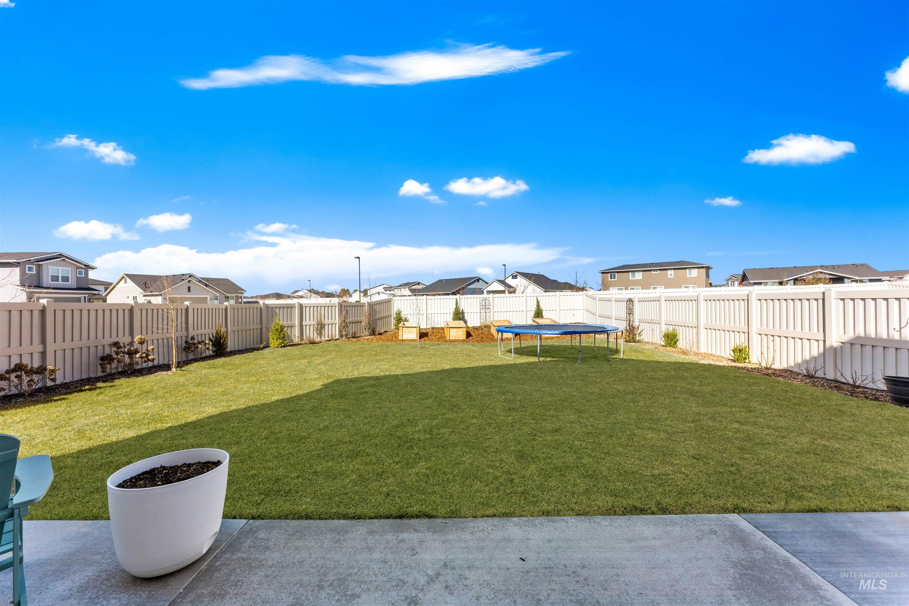 2040 W Gelding St., Middleton, Idaho 83644, 3 Bedrooms, 2.5 Bathrooms, Residential For Sale, Price $438,000, 98976466