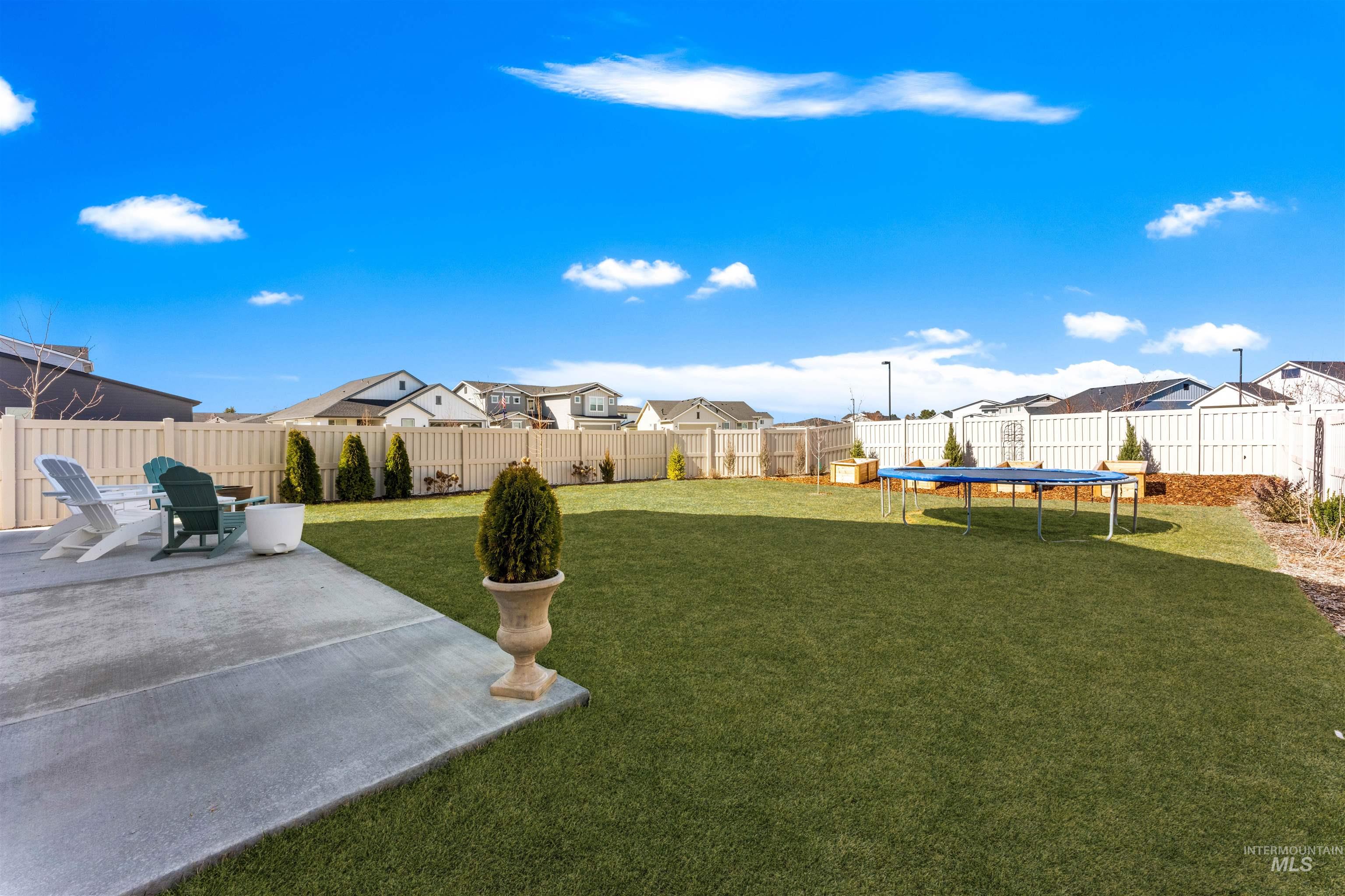 2040 W Gelding St., Middleton, Idaho 83644, 3 Bedrooms, 2.5 Bathrooms, Residential For Sale, Price $438,000, 98976466