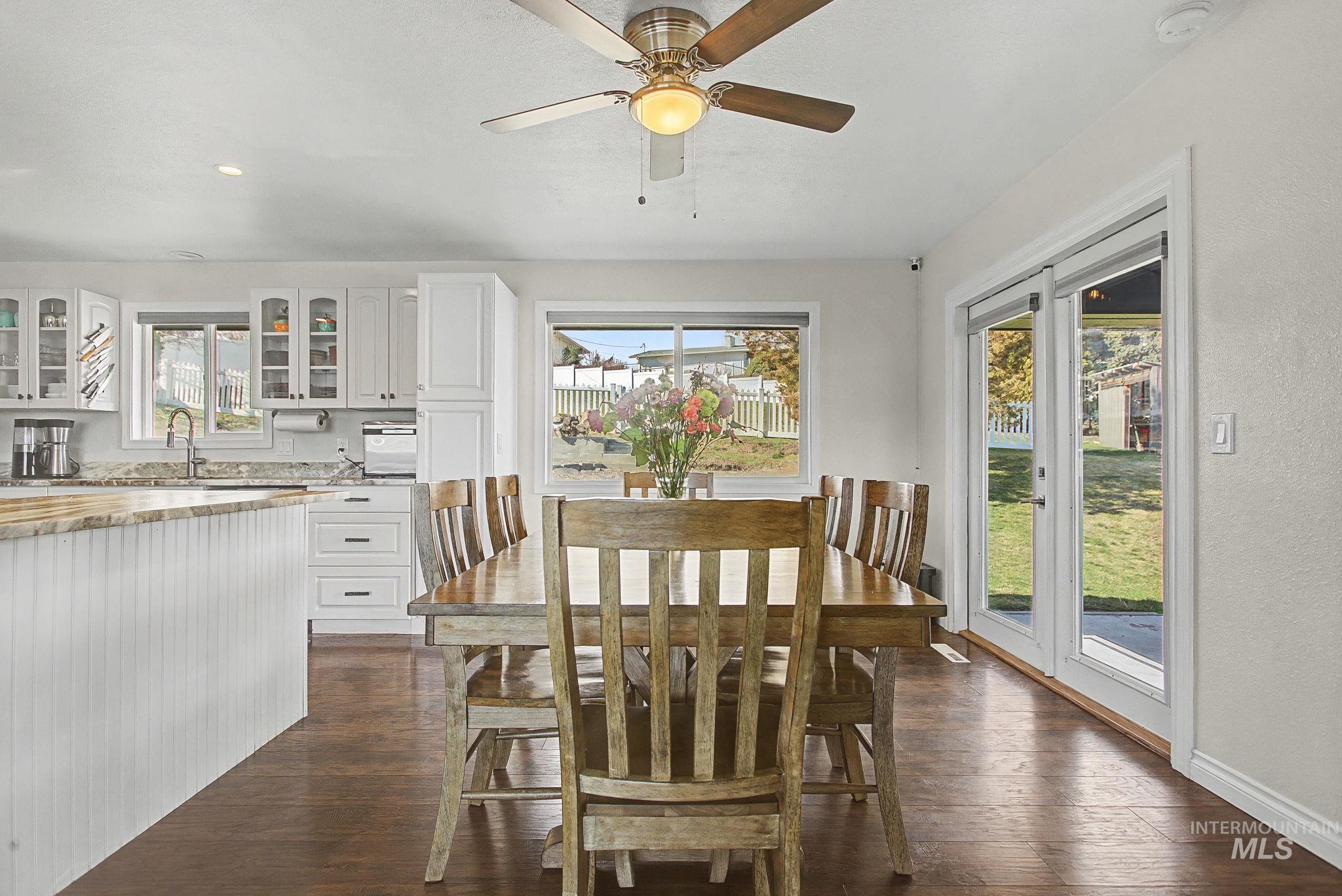 753 20th Avenue, Clarkston, Washington 99403, 4 Bedrooms, 2.5 Bathrooms, Residential For Sale, Price $449,900, 98976469