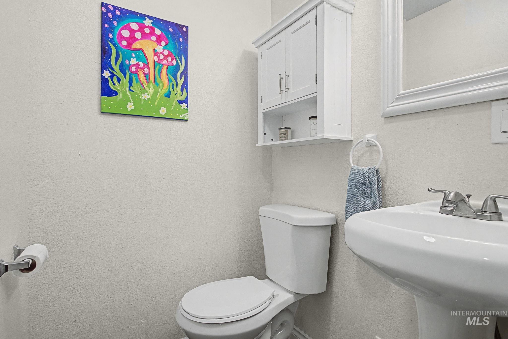 753 20th Avenue, Clarkston, Washington 99403, 4 Bedrooms, 2.5 Bathrooms, Residential For Sale, Price $449,900, 98976469