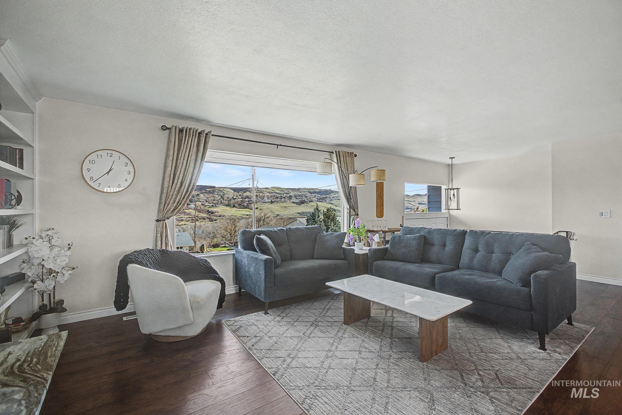 753 20th Avenue, Clarkston, Washington 99403, 4 Bedrooms, 2.5 Bathrooms, Residential For Sale, Price $449,900, 98976469