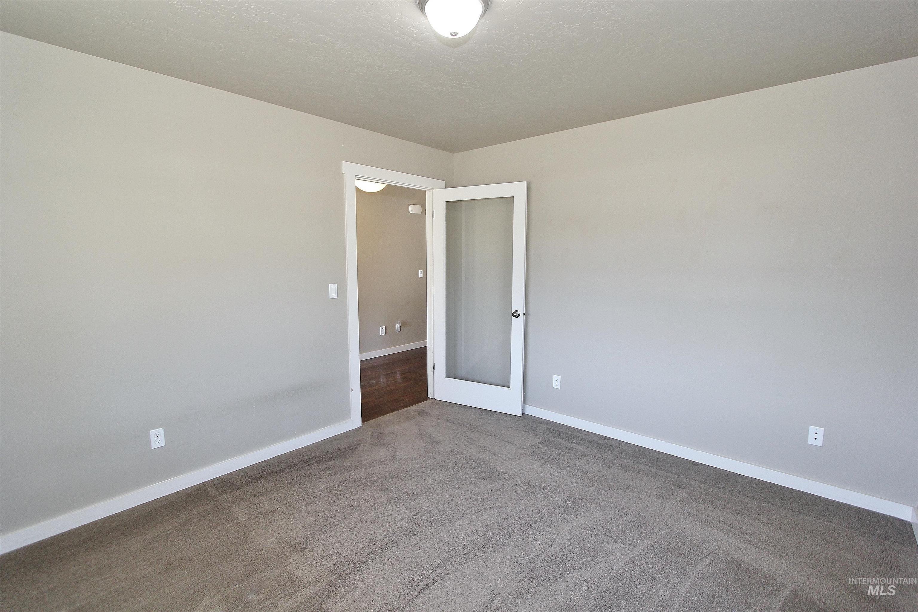 7132 W Devonwood Drive, Boise, Idaho 83714, 3 Bedrooms, 2 Bathrooms, Residential For Sale, Price $519,000, 98976470