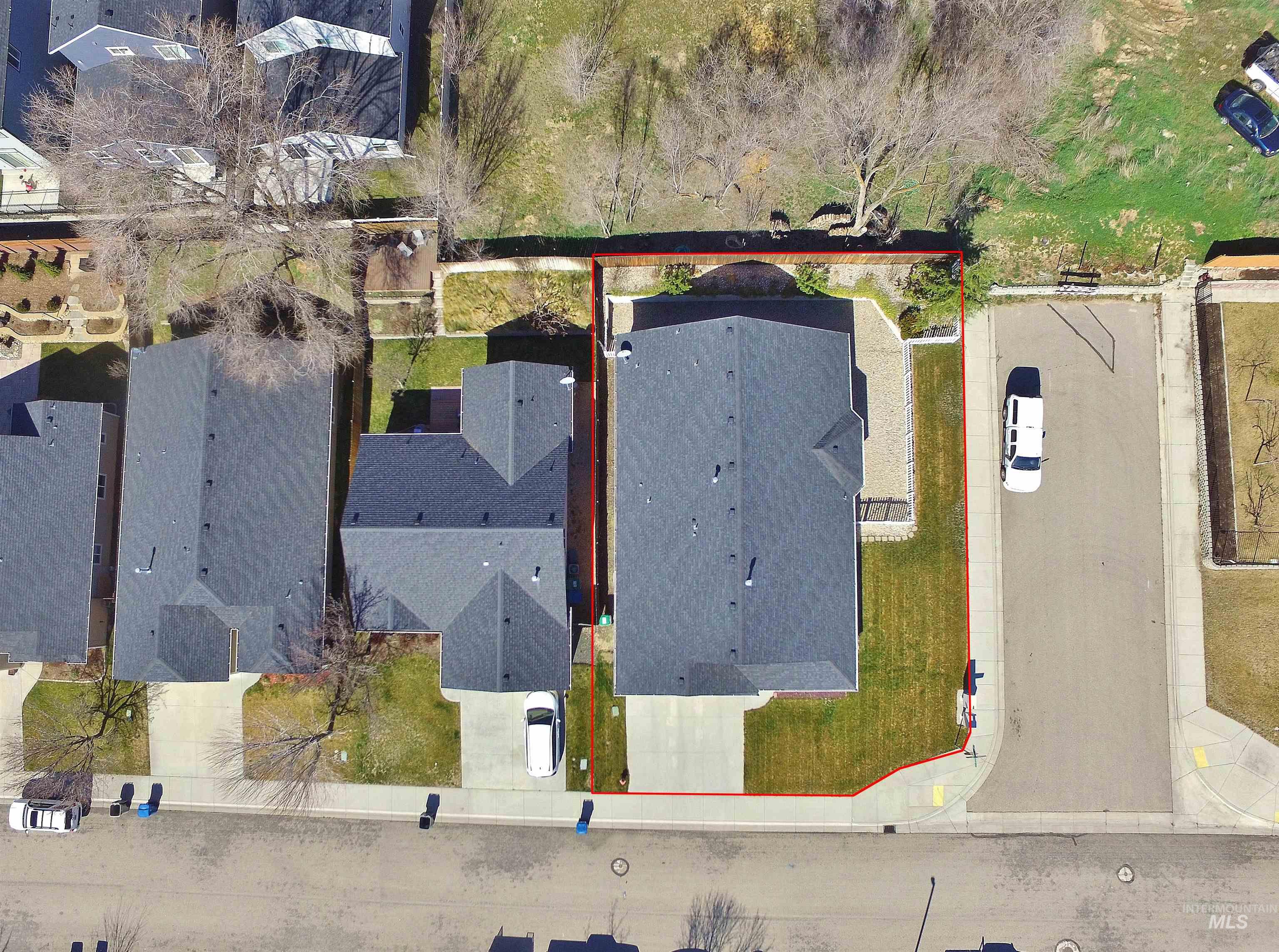 7132 W Devonwood Drive, Boise, Idaho 83714, 3 Bedrooms, 2 Bathrooms, Residential For Sale, Price $519,000, 98976470