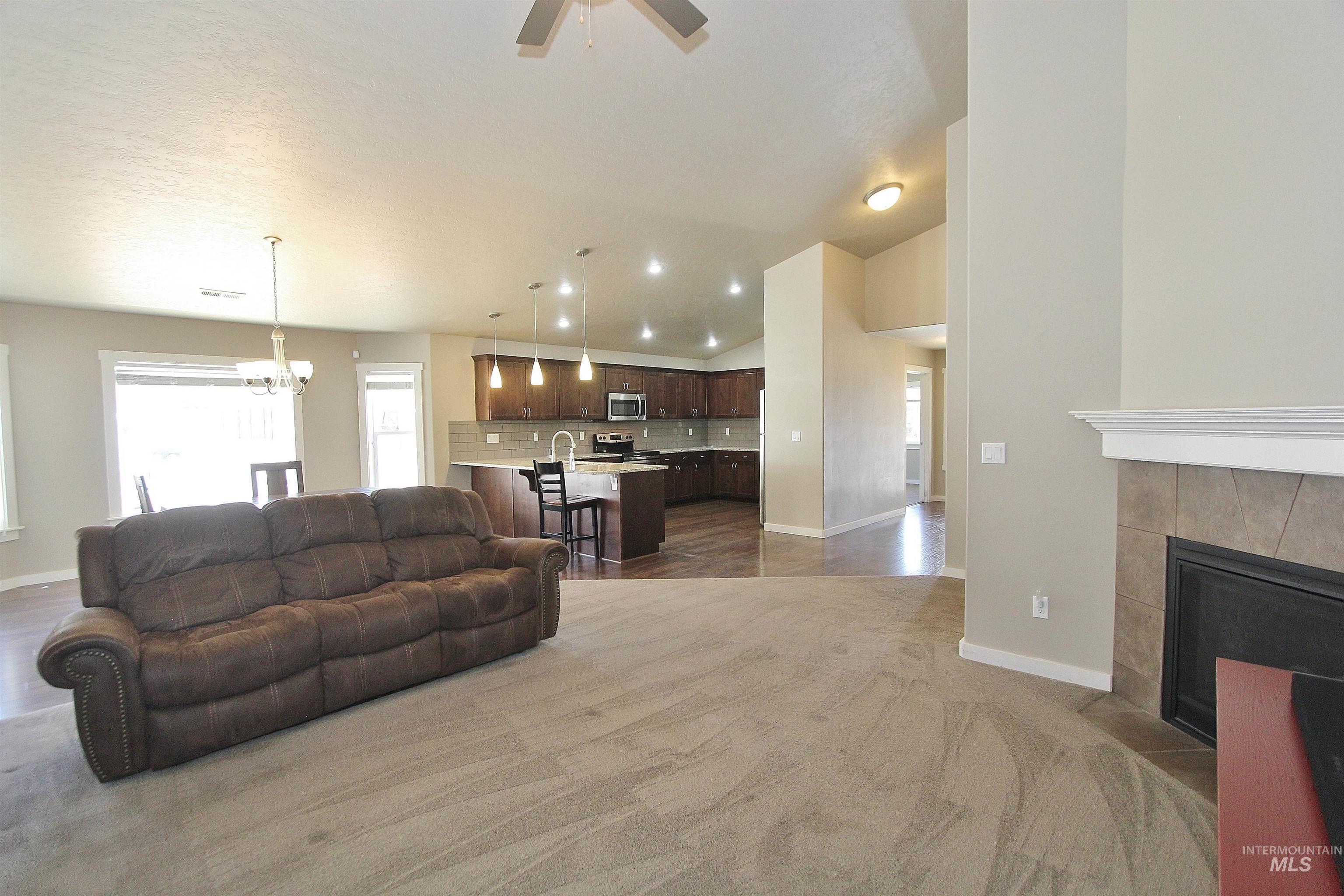 7132 W Devonwood Drive, Boise, Idaho 83714, 3 Bedrooms, 2 Bathrooms, Residential For Sale, Price $519,000, 98976470