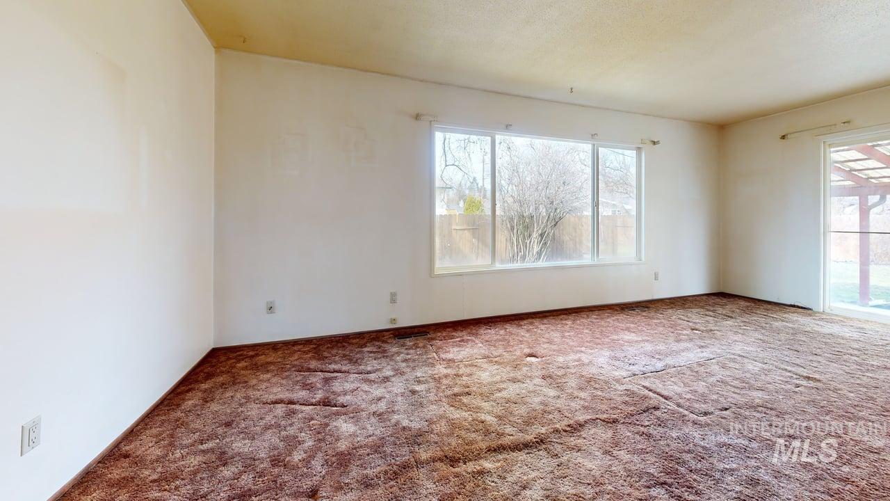 1118 Joseph St., Moscow, Idaho 83843, 3 Bedrooms, 2 Bathrooms, Residential For Sale, Price $359,900,MLS 98976471