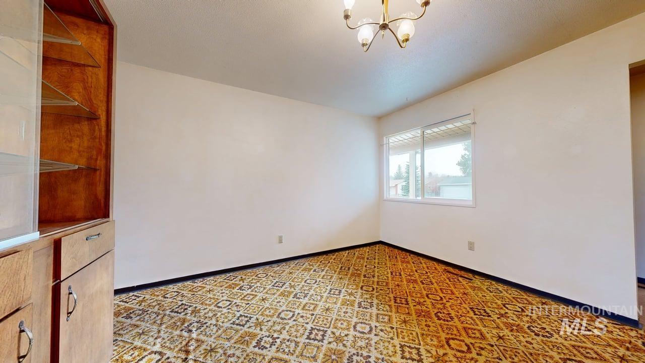 1118 Joseph St., Moscow, Idaho 83843, 3 Bedrooms, 2 Bathrooms, Residential For Sale, Price $359,900,MLS 98976471