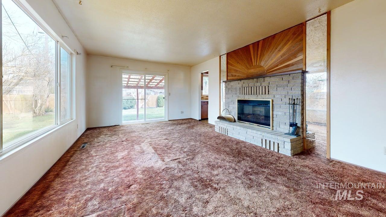 1118 Joseph St., Moscow, Idaho 83843, 3 Bedrooms, 2 Bathrooms, Residential For Sale, Price $359,900,MLS 98976471