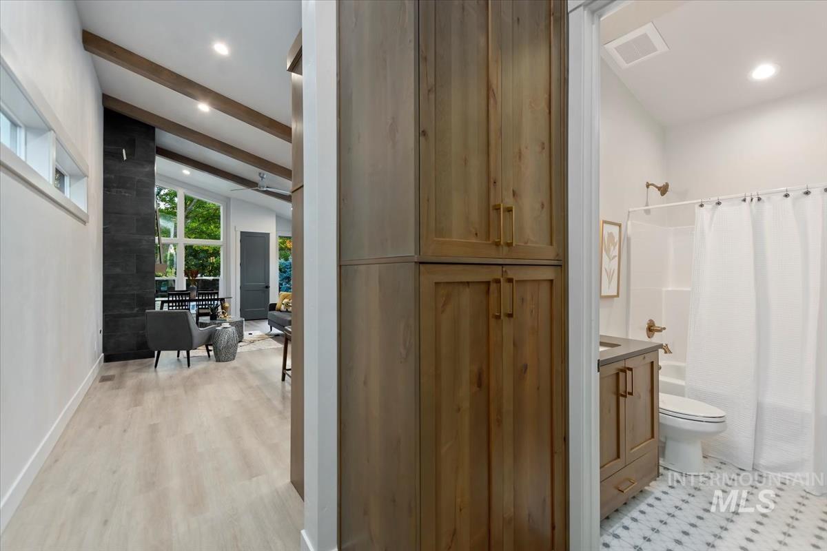 2306 N 29th St, Boise, Idaho 83703, 3 Bedrooms, 3 Bathrooms, Residential For Sale, Price $699,900, 98976475