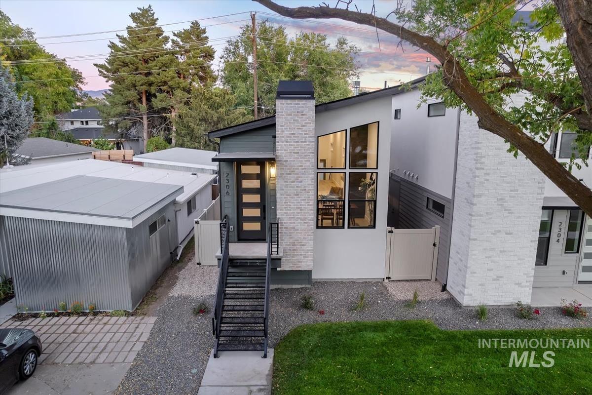 2306 N 29th St, Boise, Idaho 83703, 3 Bedrooms, 3 Bathrooms, Residential For Sale, Price $699,900, 98976475