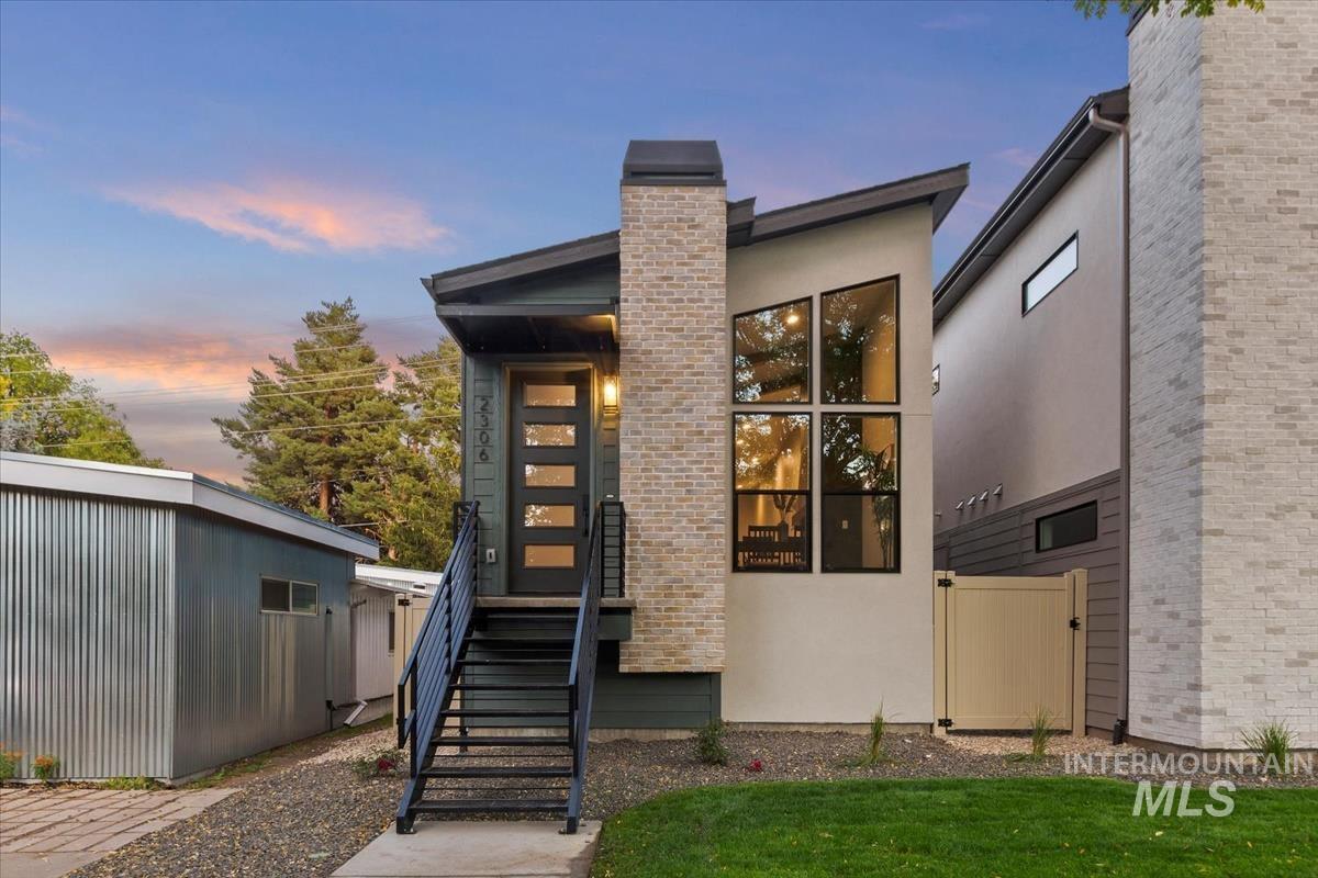2306 N 29th St, Boise, Idaho 83703, 3 Bedrooms, 3 Bathrooms, Residential For Sale, Price $699,900, 98976475