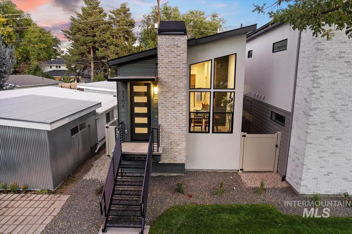 2306 N 29th St, Boise, Idaho 83703, 3 Bedrooms, 3 Bathrooms, Residential For Sale, Price $699,900, 98976475