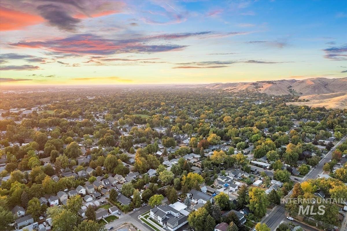 2306 N 29th St, Boise, Idaho 83703, 3 Bedrooms, 3 Bathrooms, Residential For Sale, Price $699,900, 98976475