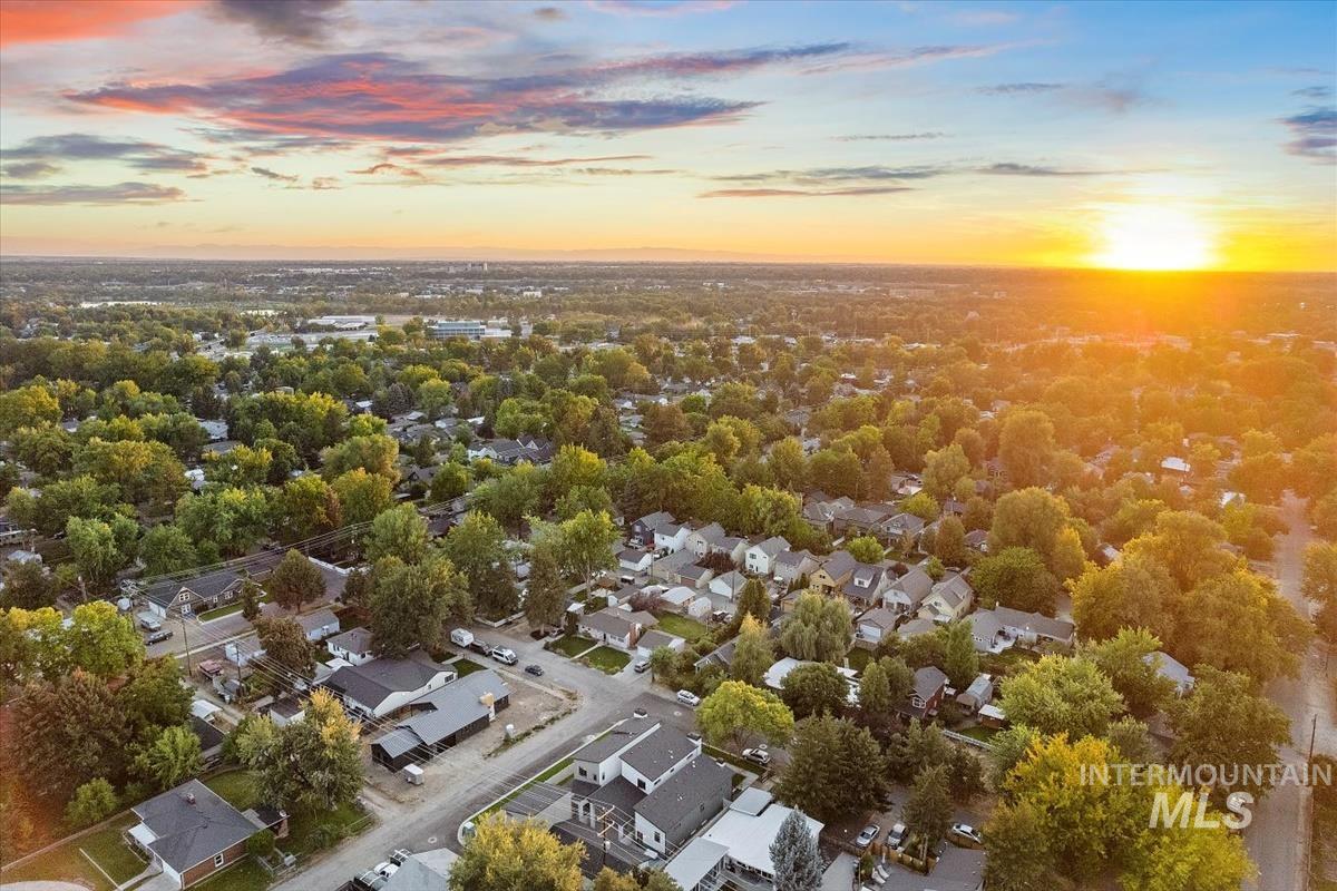 2306 N 29th St, Boise, Idaho 83703, 3 Bedrooms, 3 Bathrooms, Residential For Sale, Price $699,900, 98976475