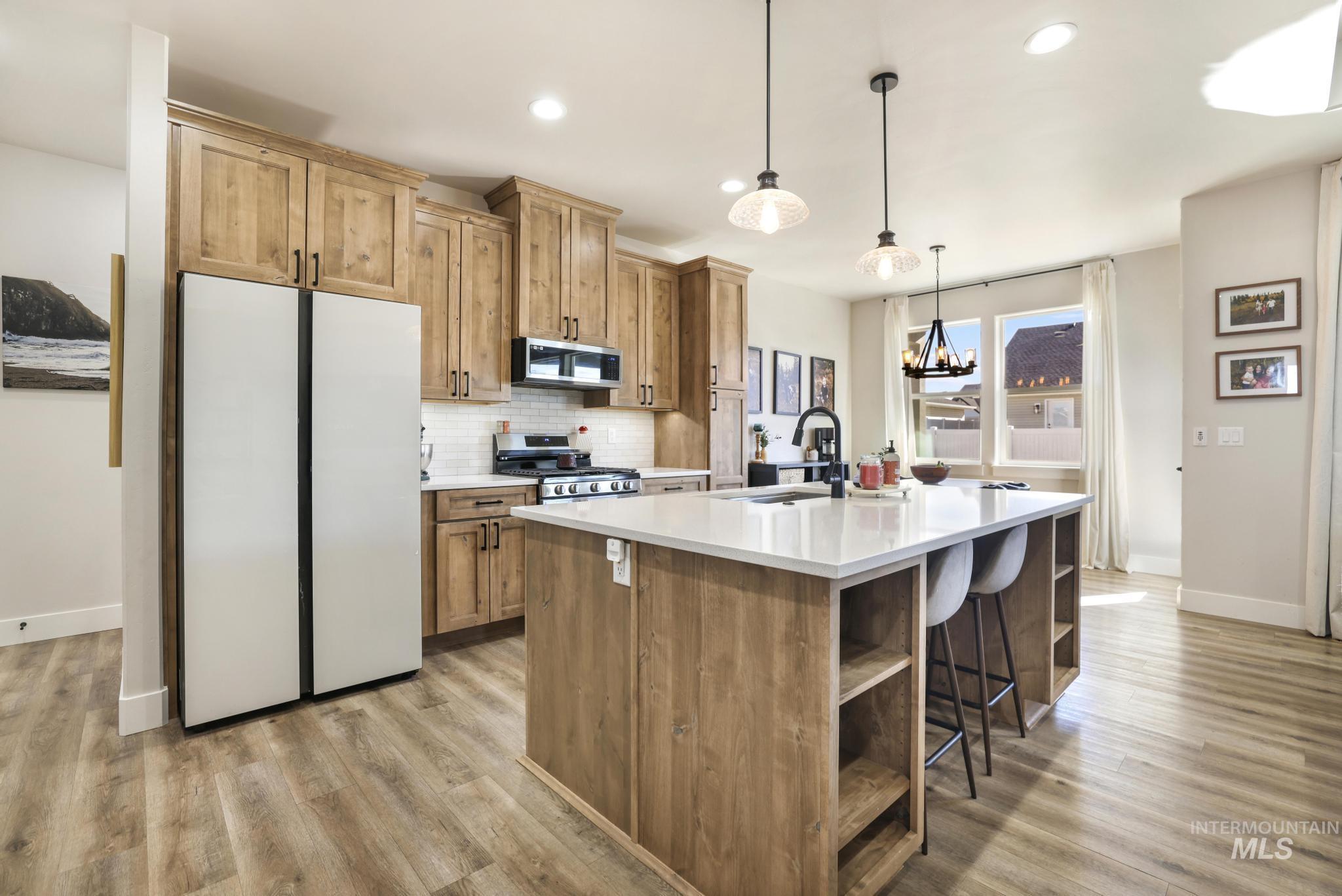 1231 Frank Henry Road, Twin Falls, Idaho 83301, 4 Bedrooms, 2 Bathrooms, Residential For Sale, Price $455,000, 98976476