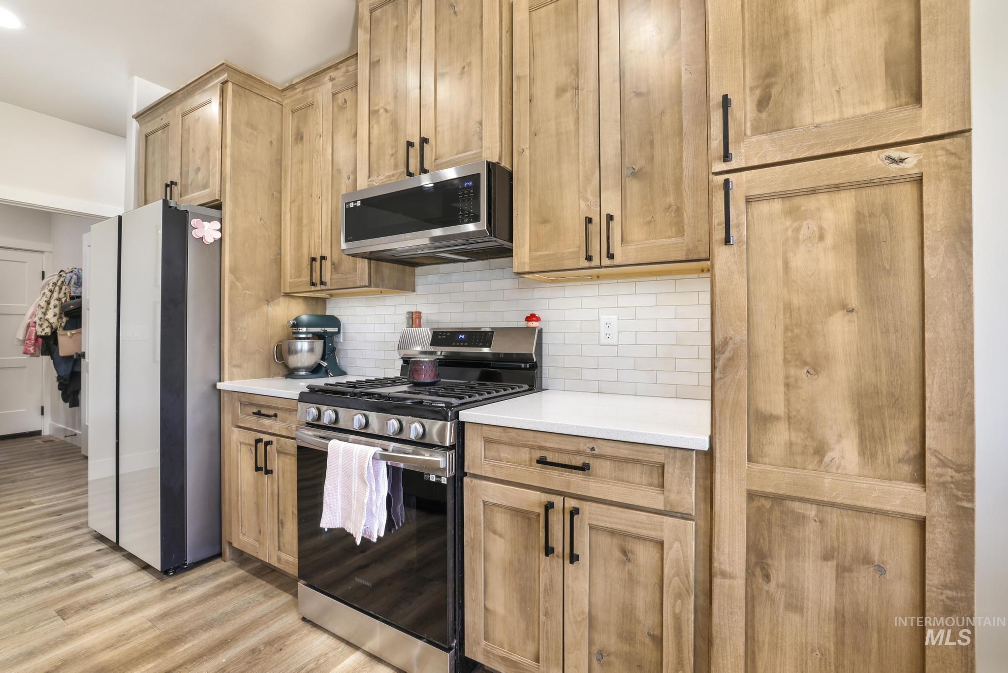 1231 Frank Henry Road, Twin Falls, Idaho 83301, 4 Bedrooms, 2 Bathrooms, Residential For Sale, Price $455,000, 98976476