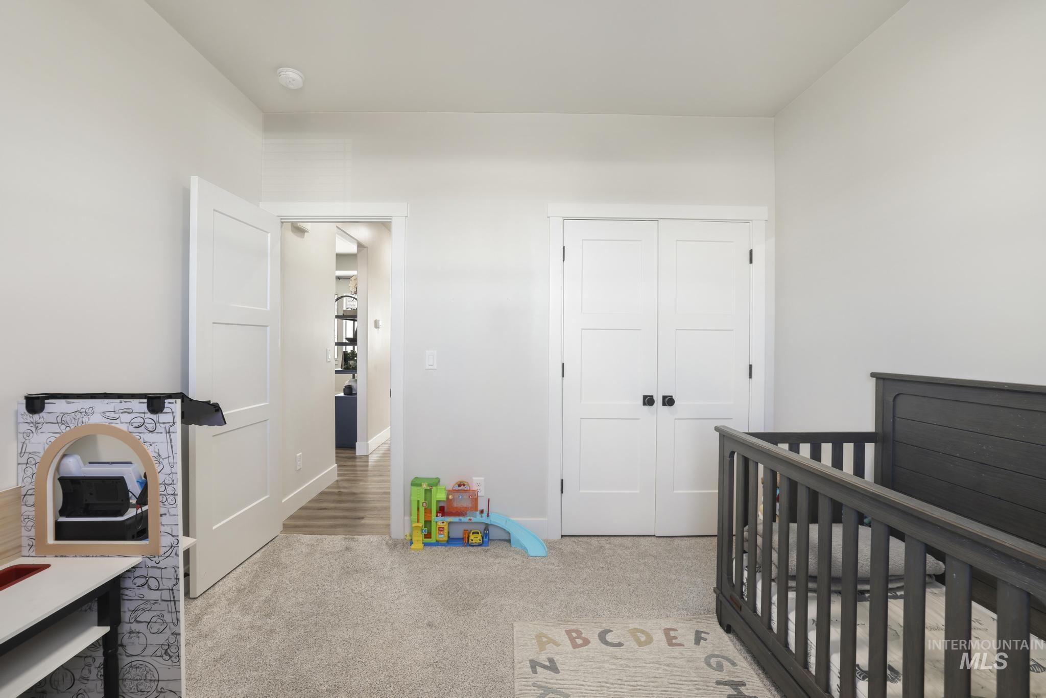 1231 Frank Henry Road, Twin Falls, Idaho 83301, 4 Bedrooms, 2 Bathrooms, Residential For Sale, Price $455,000, 98976476