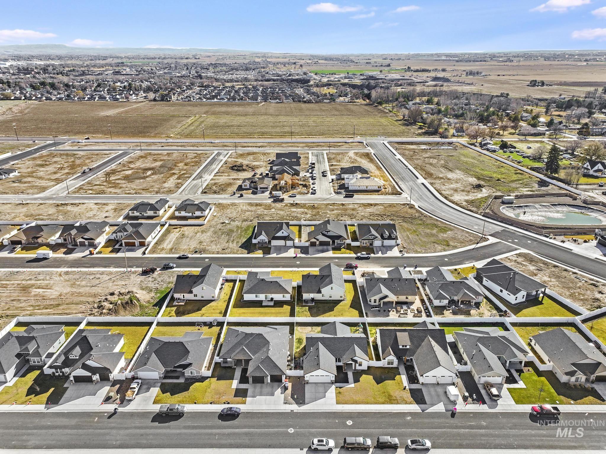 1231 Frank Henry Road, Twin Falls, Idaho 83301, 4 Bedrooms, 2 Bathrooms, Residential For Sale, Price $455,000, 98976476