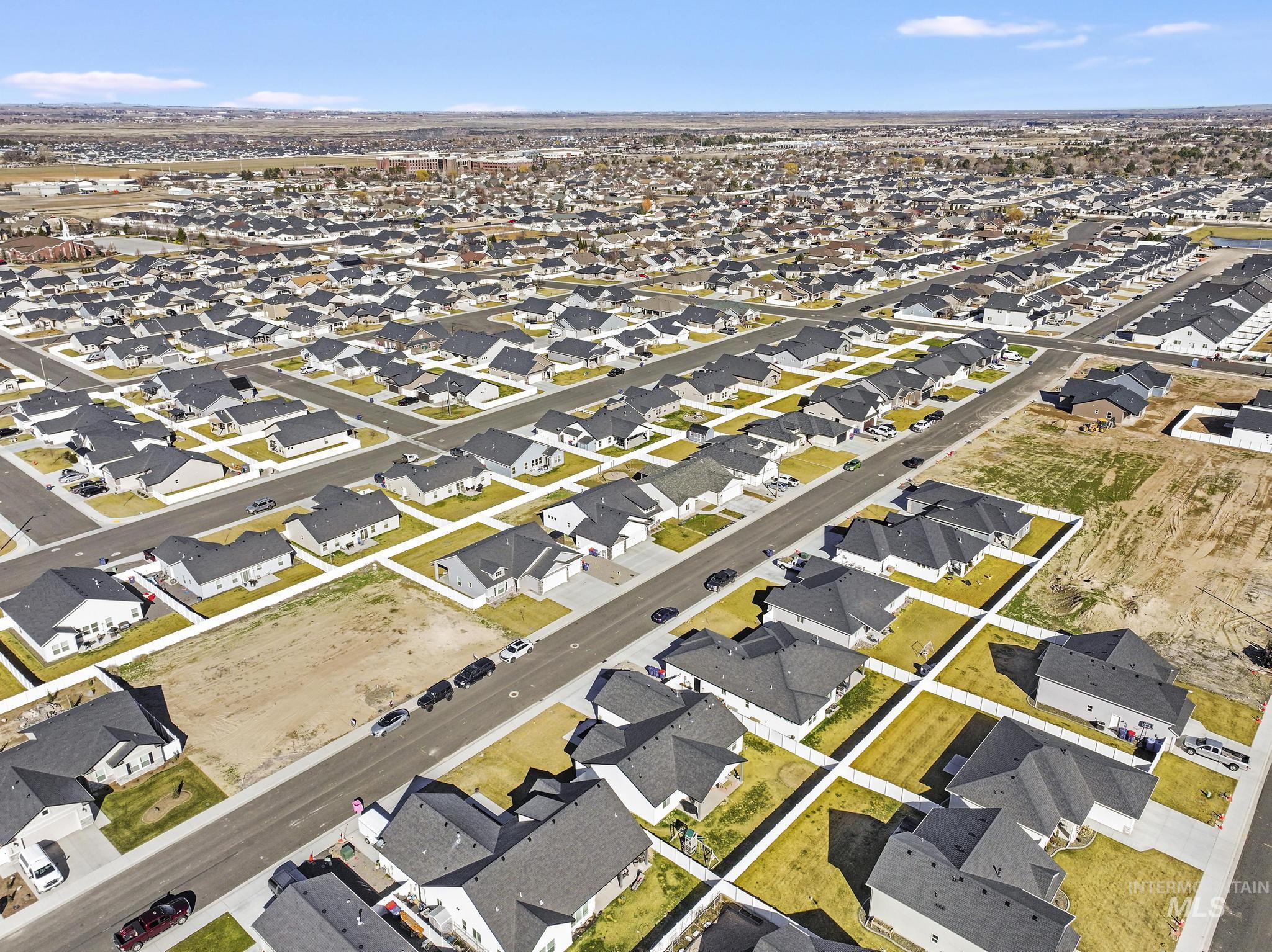 1231 Frank Henry Road, Twin Falls, Idaho 83301, 4 Bedrooms, 2 Bathrooms, Residential For Sale, Price $455,000, 98976476