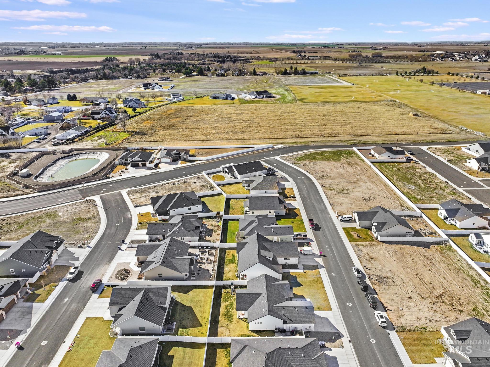 1231 Frank Henry Road, Twin Falls, Idaho 83301, 4 Bedrooms, 2 Bathrooms, Residential For Sale, Price $455,000, 98976476