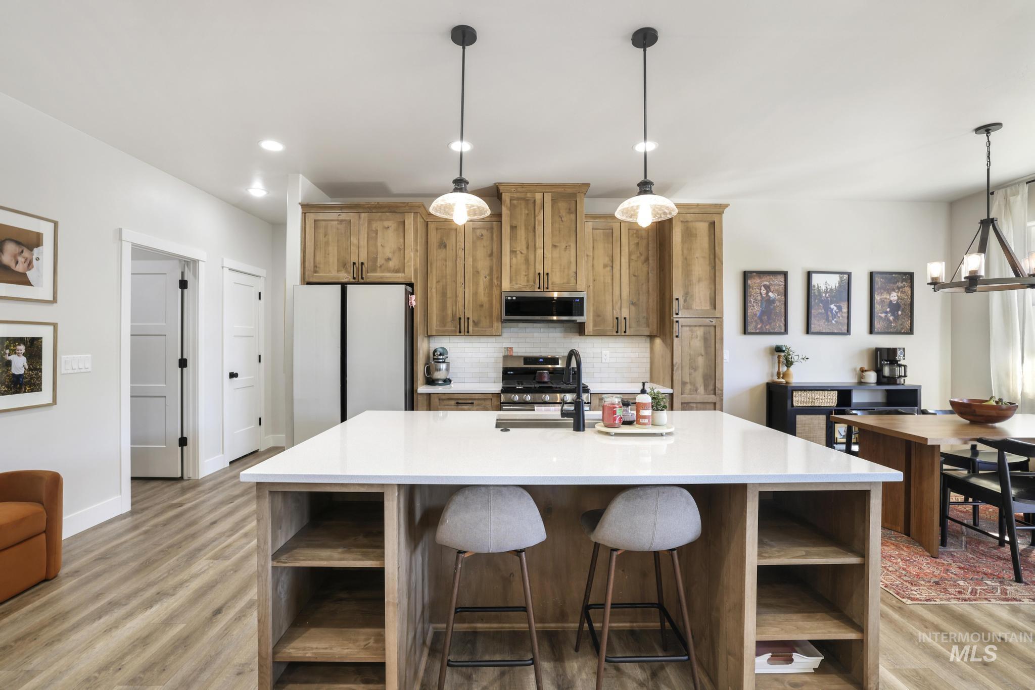 1231 Frank Henry Road, Twin Falls, Idaho 83301, 4 Bedrooms, 2 Bathrooms, Residential For Sale, Price $455,000, 98976476