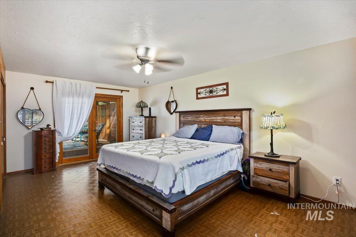 221 Willow, Hagerman, Idaho 83332, 3 Bedrooms, 2 Bathrooms, Residential For Sale, Price $695,000, 98976478