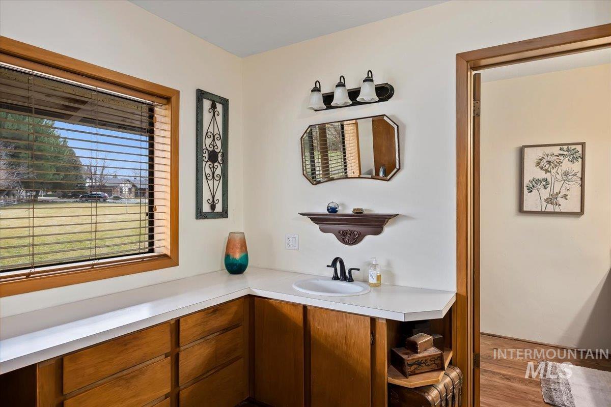 221 Willow, Hagerman, Idaho 83332, 3 Bedrooms, 2 Bathrooms, Residential For Sale, Price $695,000, 98976478