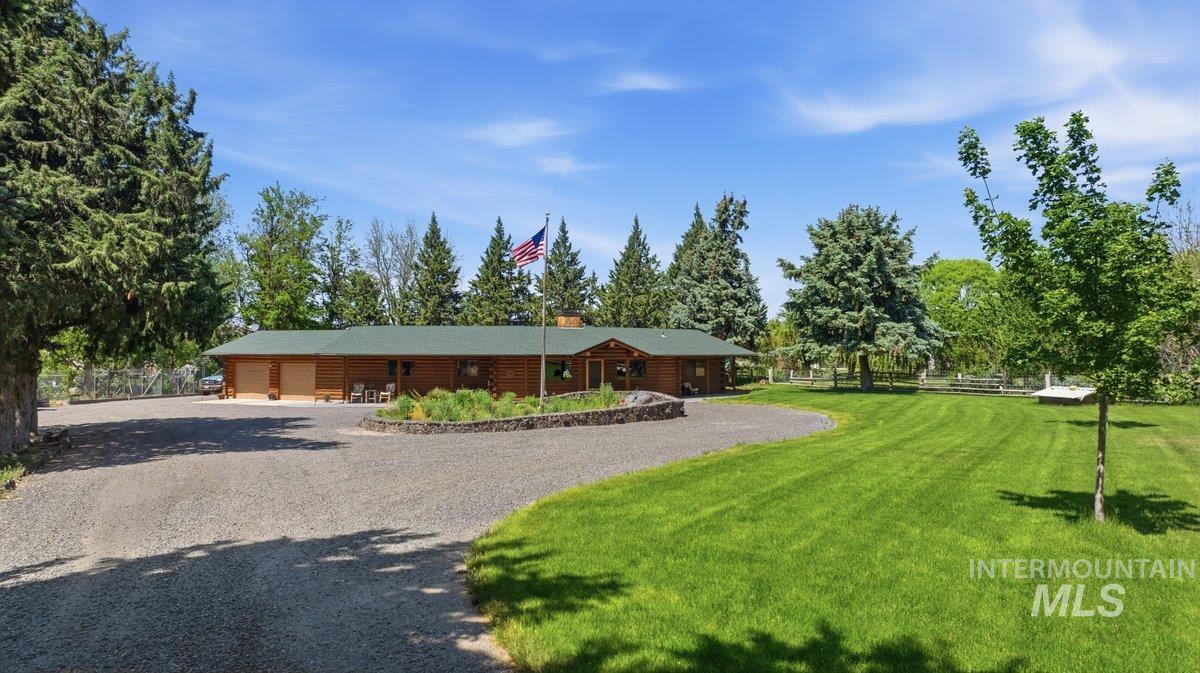 221 Willow, Hagerman, Idaho 83332, 3 Bedrooms, 2 Bathrooms, Residential For Sale, Price $695,000, 98976478